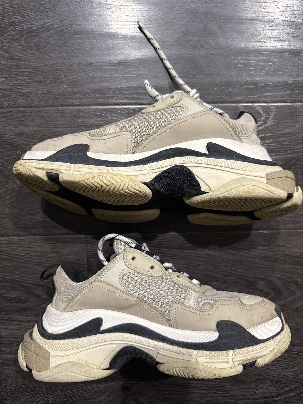 Balenciaga Balenciaga Triple S Sneakers Size 38 Size US 8 / IT 38 - 2 Thumbnail