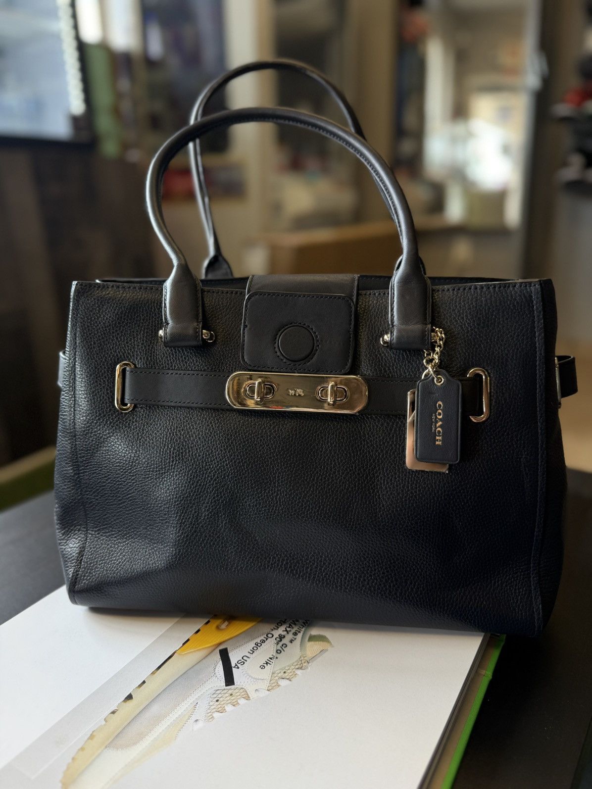 Coach Women’s Purse Black Coach Leather Shoulder Bag Size ONE SIZE - 1 Thumbnail