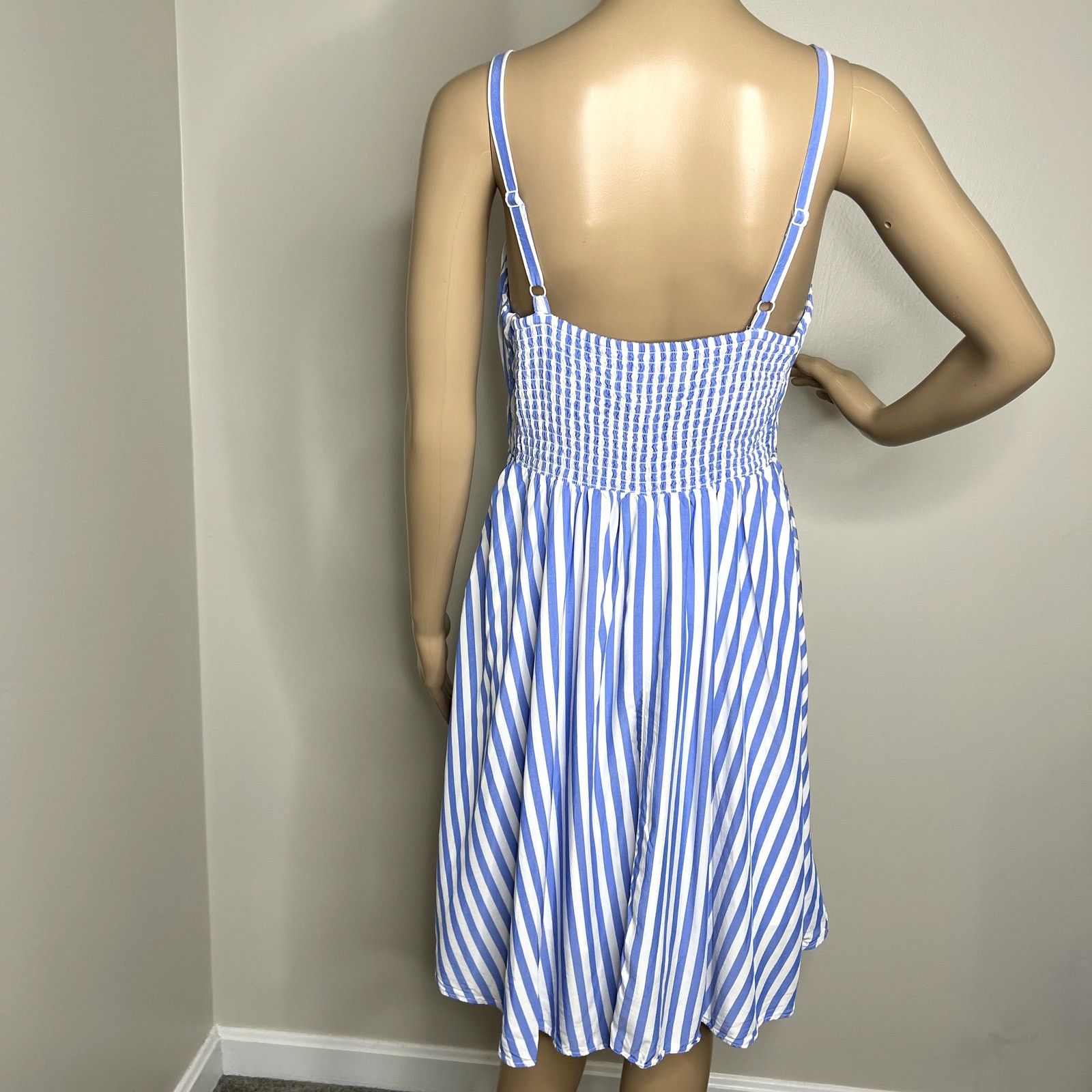 Old Navy Old Navy Blue Striped Cami Dress Size M / US 6-8 / IT 42-44 - 3 Thumbnail