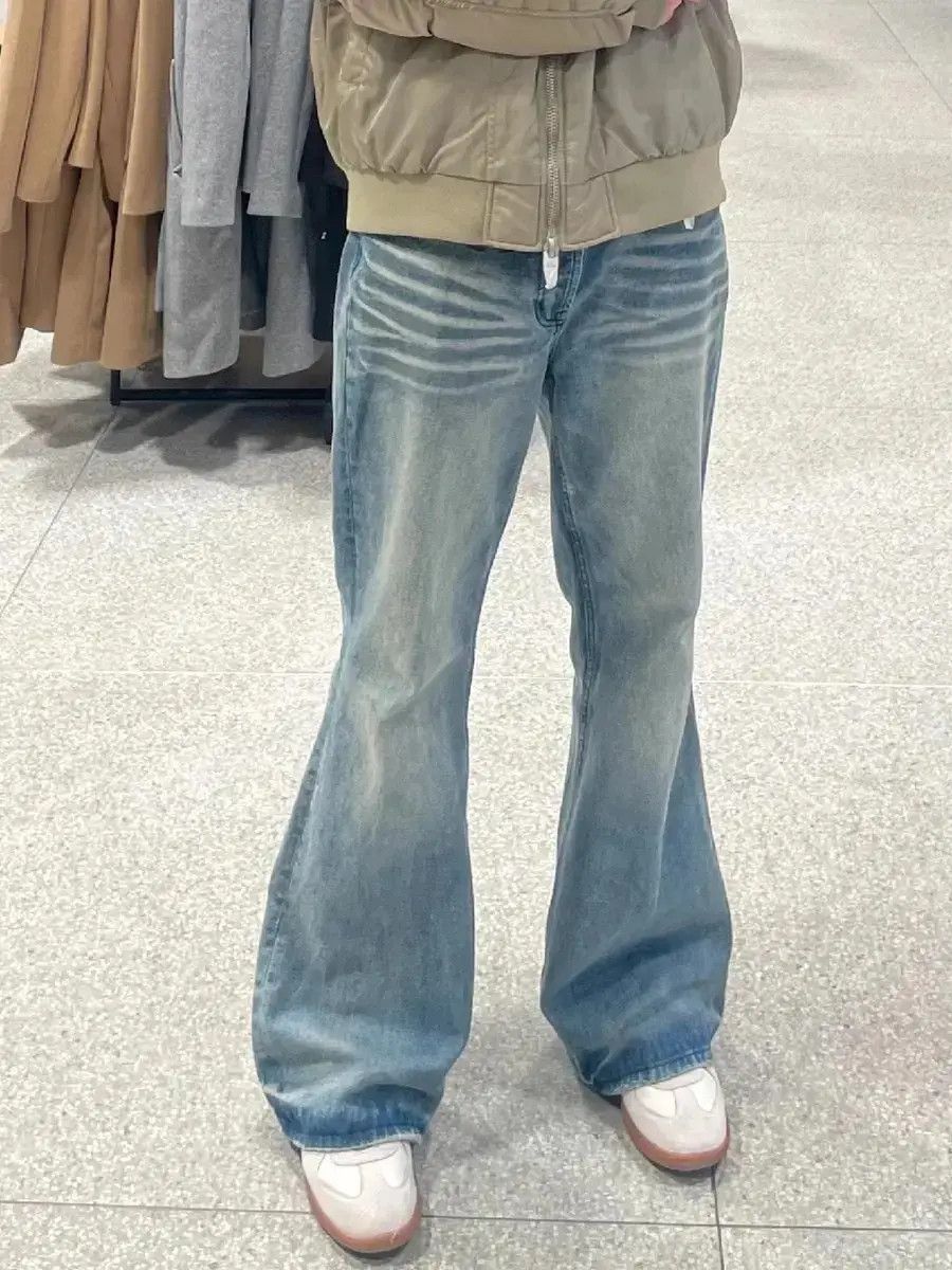 Japanese Brand × Jean Retro cat whiskers casual loose slightly flared jeans Size US 32 / EU 48 - 5 Thumbnail