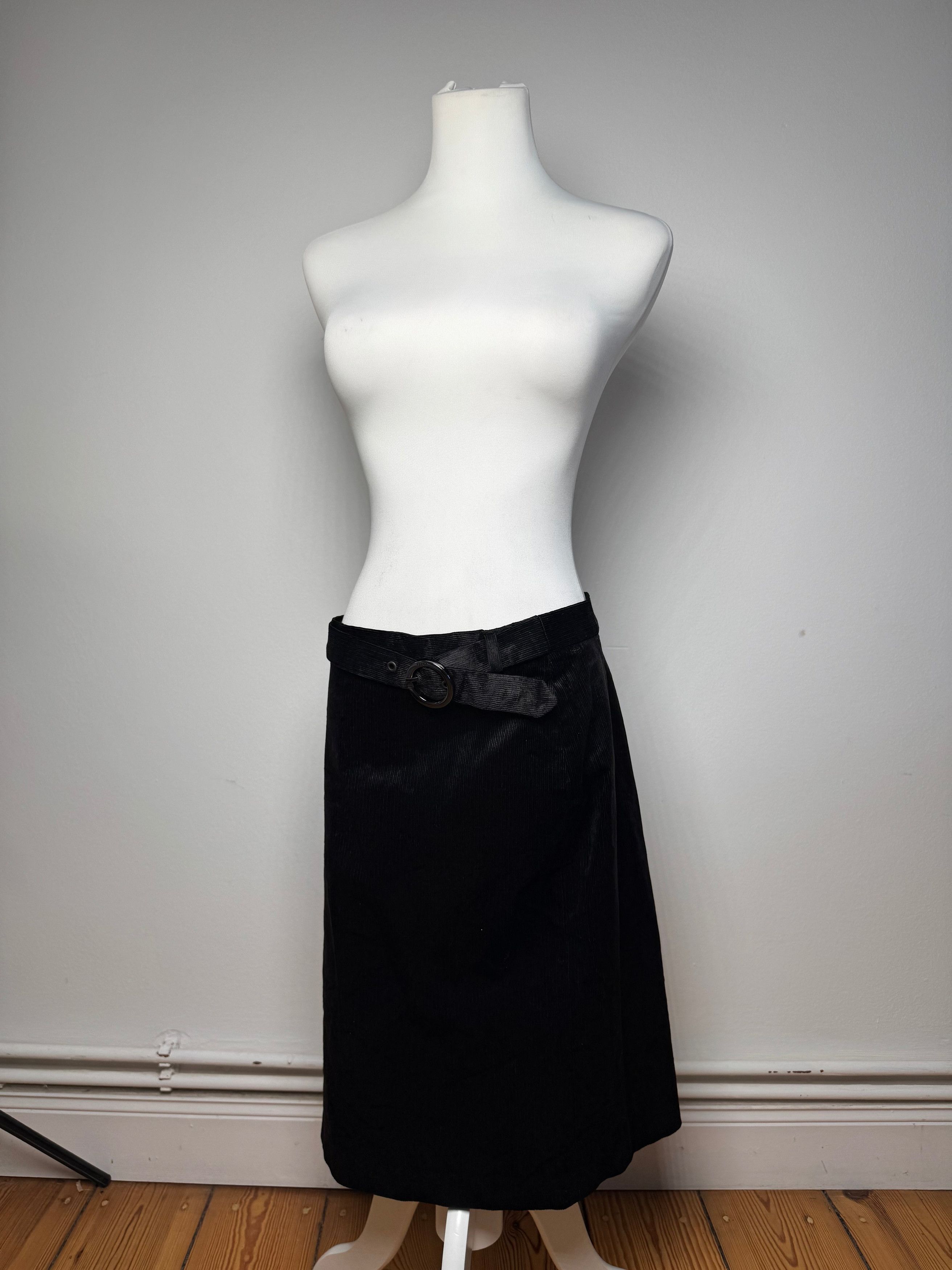Fendi Vintage Roma Cord Skirt Black 38/M Size 30" / US 8 / IT 44 - 1 Thumbnail