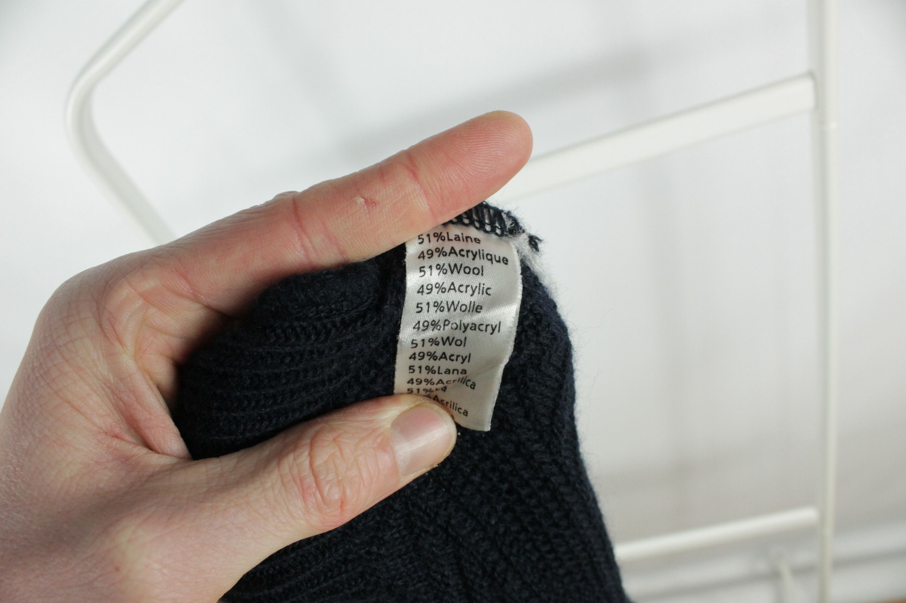 Lacoste Vintage Lacoste Pattern Knit Navy Wool Sweater Size US S / EU 44-46 / 1 - 7 Thumbnail