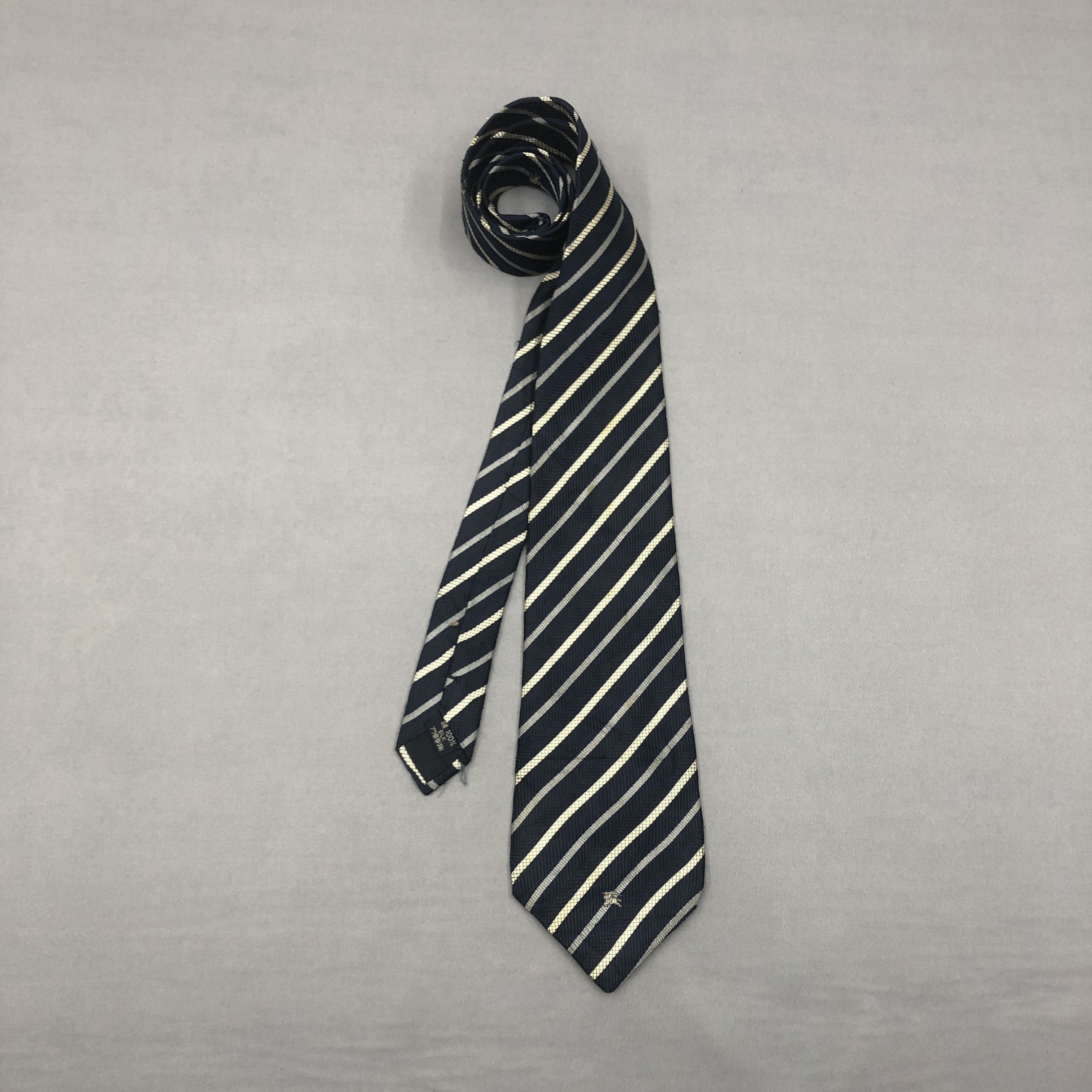Burberry Vintage Burberry SILK Necktie Cravate Pure Silk Neck Tie Size ONE SIZE - 2 Thumbnail