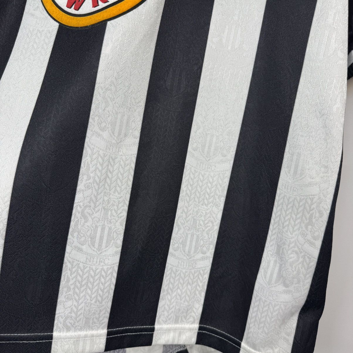 Adidas Newcastle United 1997 1998 Home Football Shirt Soccer Jersey Size US L / EU 52-54 / 3 - 8 Thumbnail