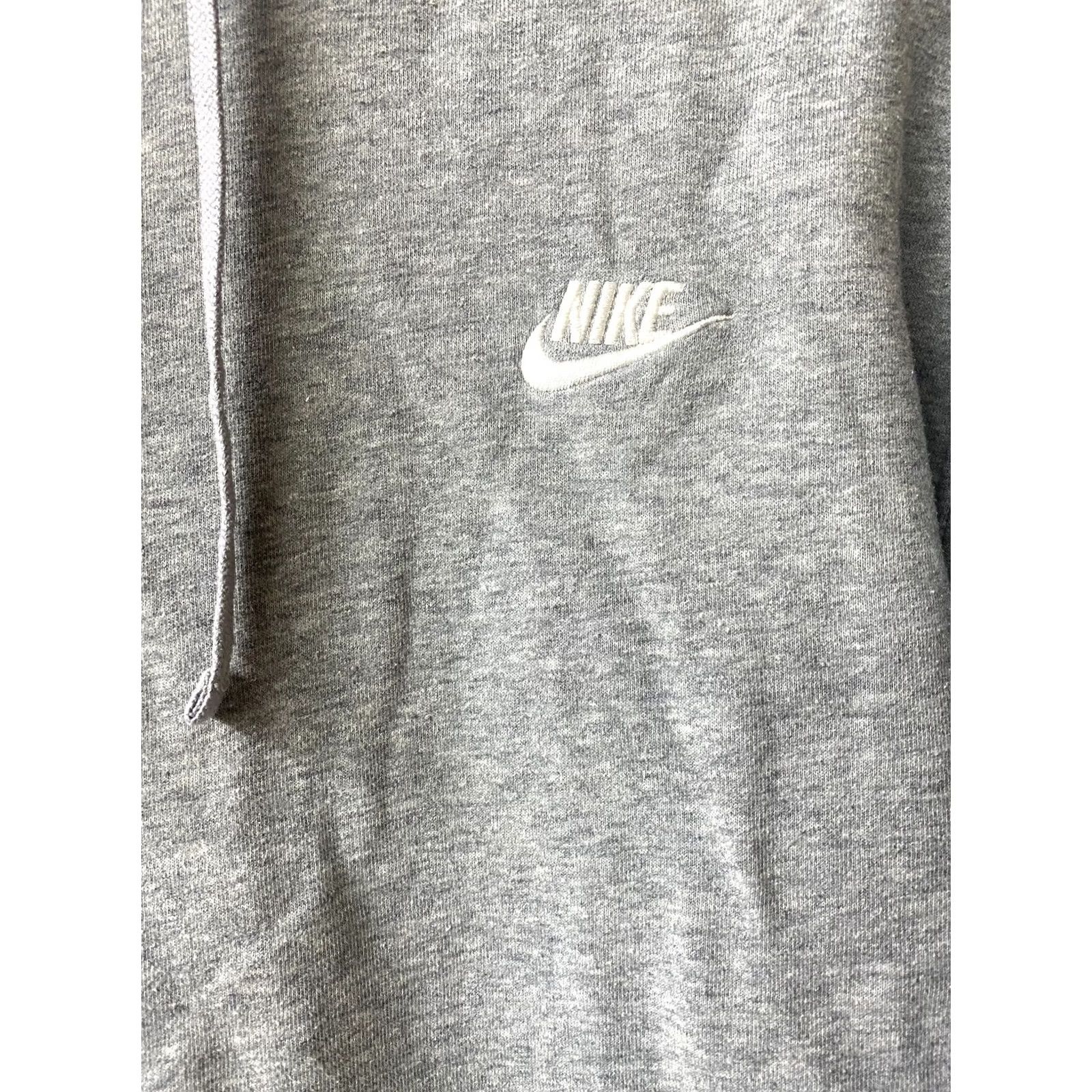 Nike VINTAGE Nike Sweatshirt Hoodie Mini Logo Swoosh Gray L Adult Pullover Hoodie Mens Logo 90s-style Size US L / EU 52-54 / 3 - 2 Thumbnail
