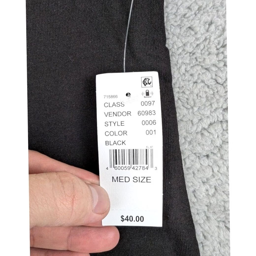 Market Market Studios x Netflix x Pacsun Squid Games Shirt Mens Medium Black Crew Neck Size US M / EU 48-50 / 2 - 3 Thumbnail