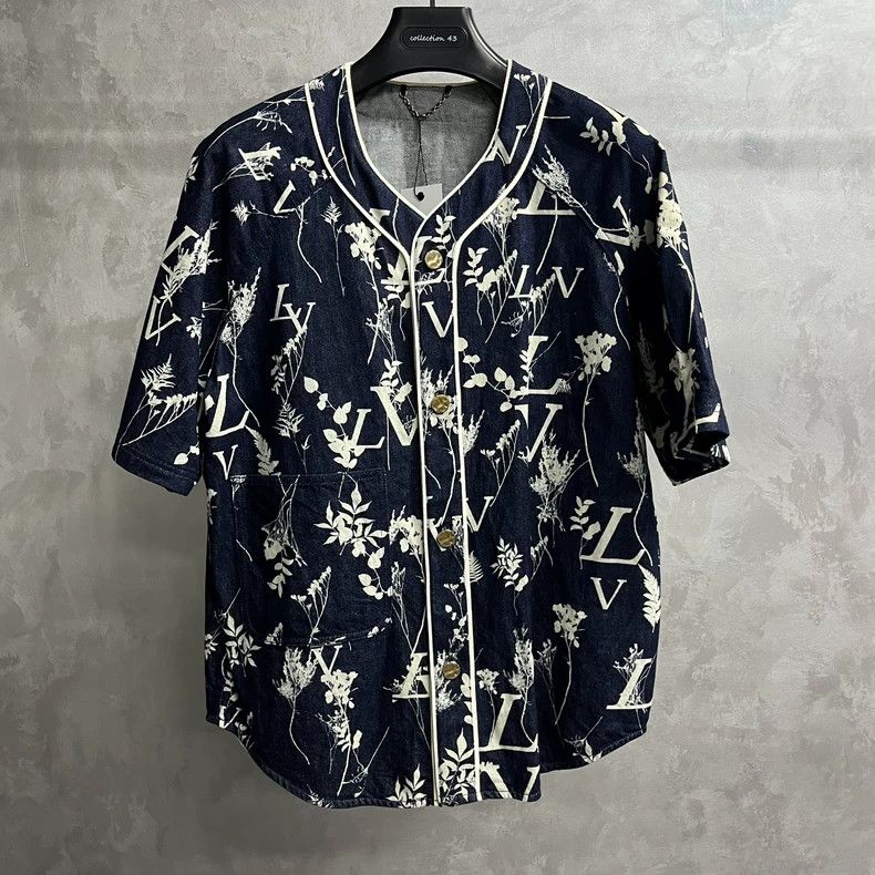 Louis Vuitton LOUIS VUITTON Dark Blue Wheat Spike Print Denim Classic Sho Size US L / EU 52-54 / 3 - 1 Thumbnail