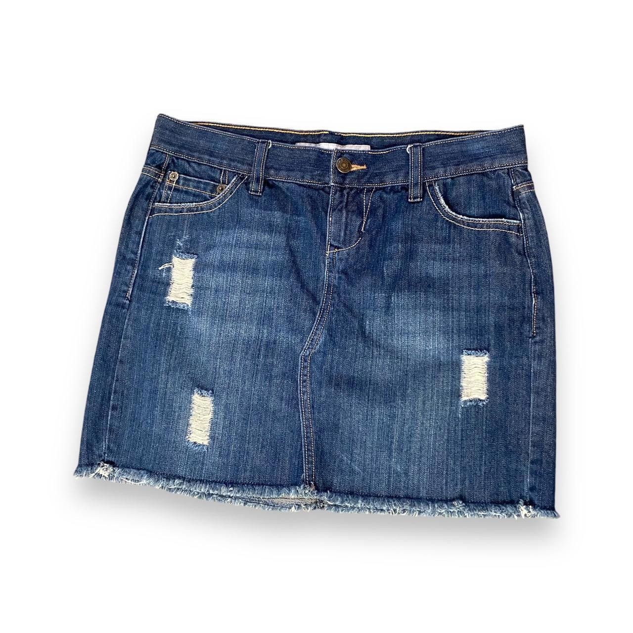 Old Navy Dark Wash Distressed Denim Mini Skirt Size 26" / US 2 / IT 38 - 1 Thumbnail