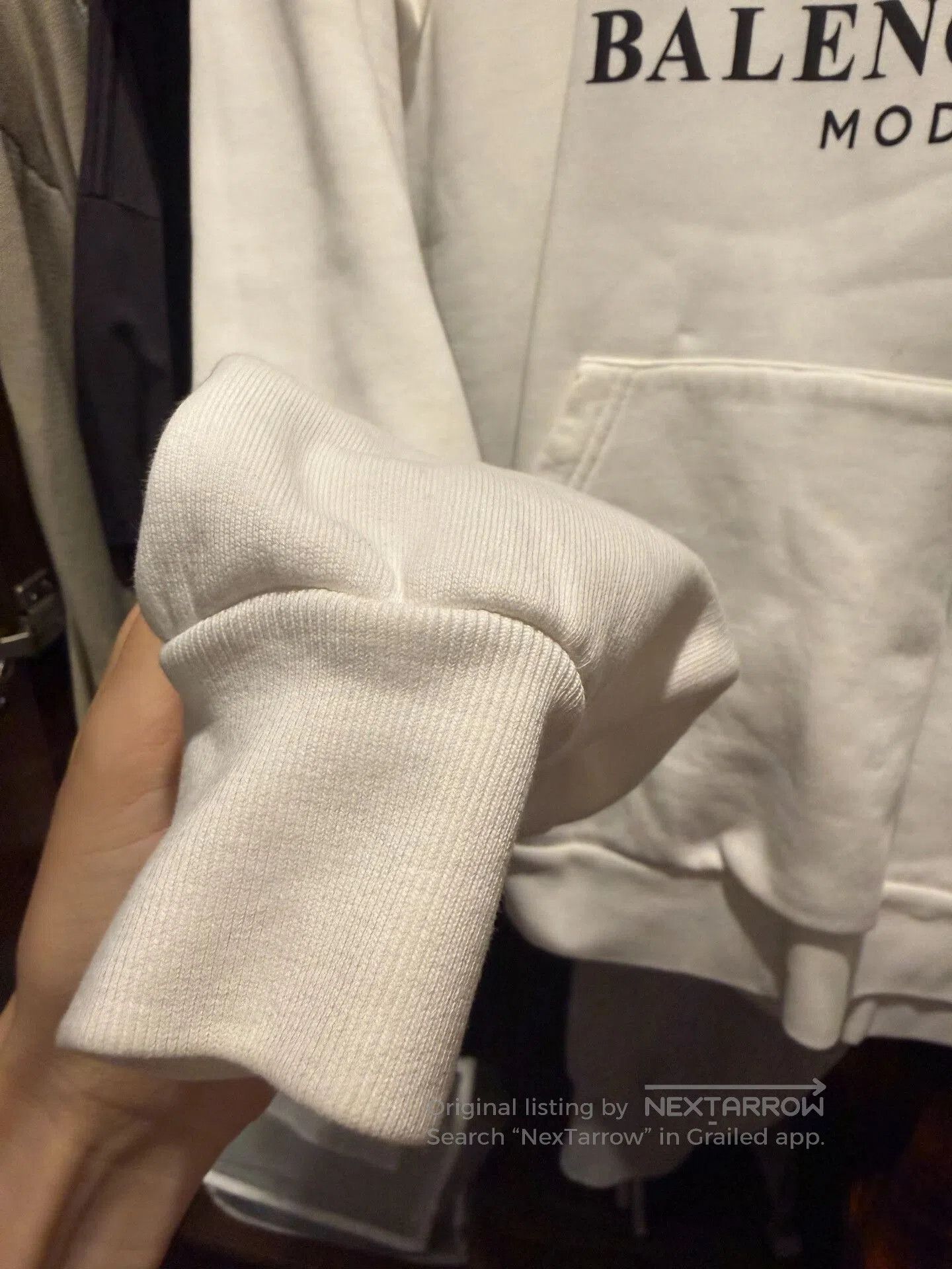 Balenciaga balenciaga classic logo hoodie in white. Size US M / EU 48-50 / 2 - 2 Thumbnail