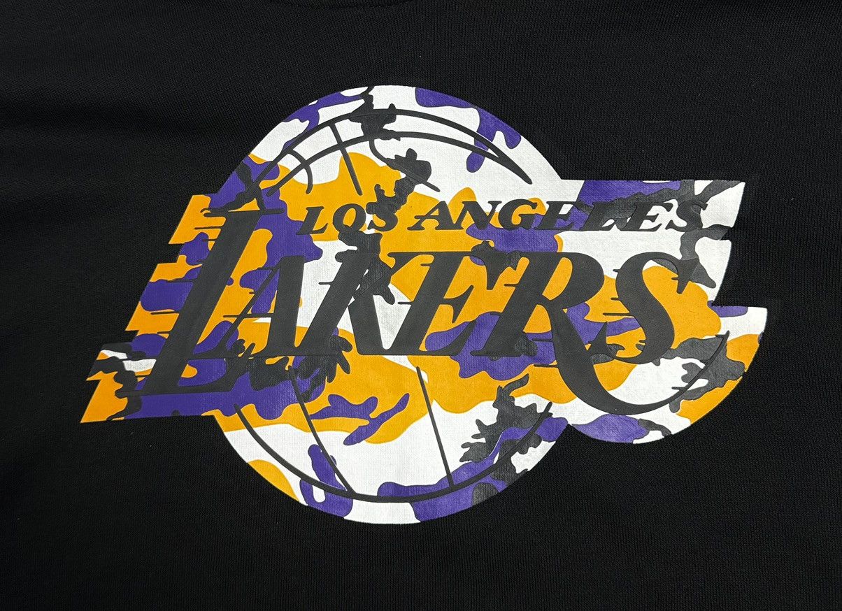 NBA New Era LA Lakers Camo Print Basketball NBA Black Hoodie Size US L / EU 52-54 / 3 - 5 Thumbnail