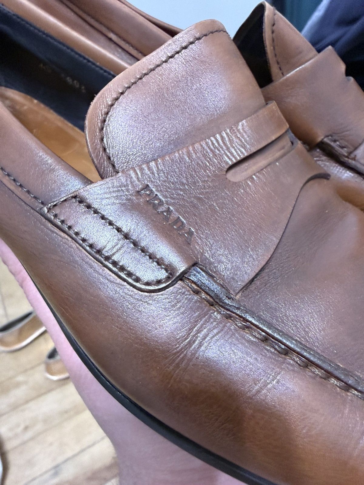 Prada Vey nice Size US 8 / EU 41 - 2 Thumbnail