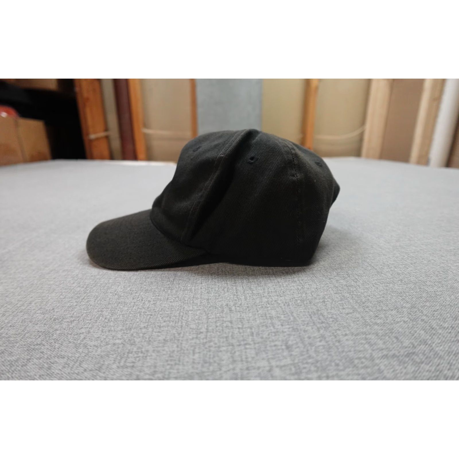 Nike VINTAGE Nike Snapback Hat Cap Strap Back Black Swoosh Logo Mens Cotton White Tag Size ONE SIZE - 2 Thumbnail
