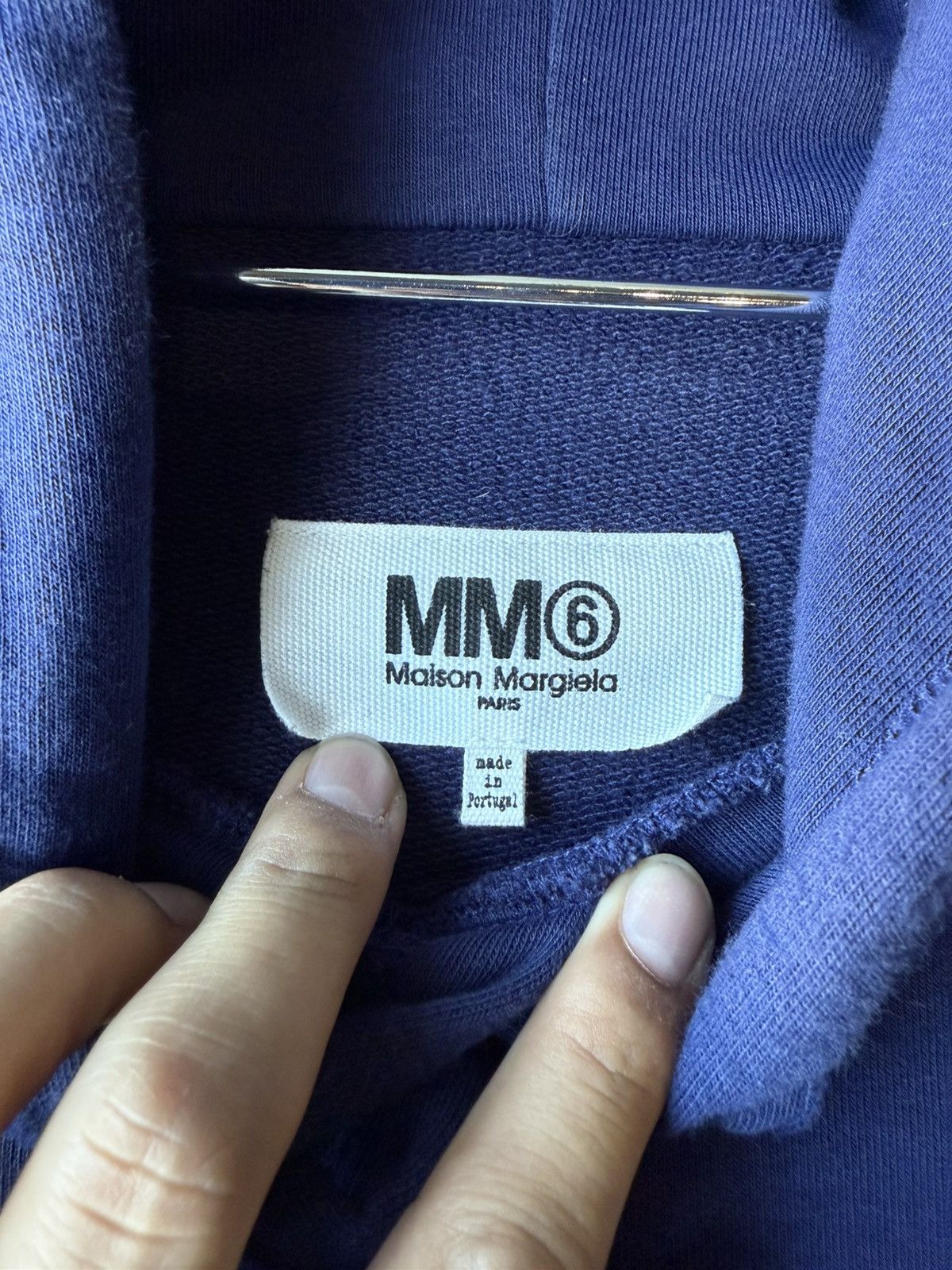 MM6 MM6 MAISON MARGIELA EMBROIDERED LOGO HOODIE SIZE L Size US L / EU 52-54 / 3 - 9 Thumbnail