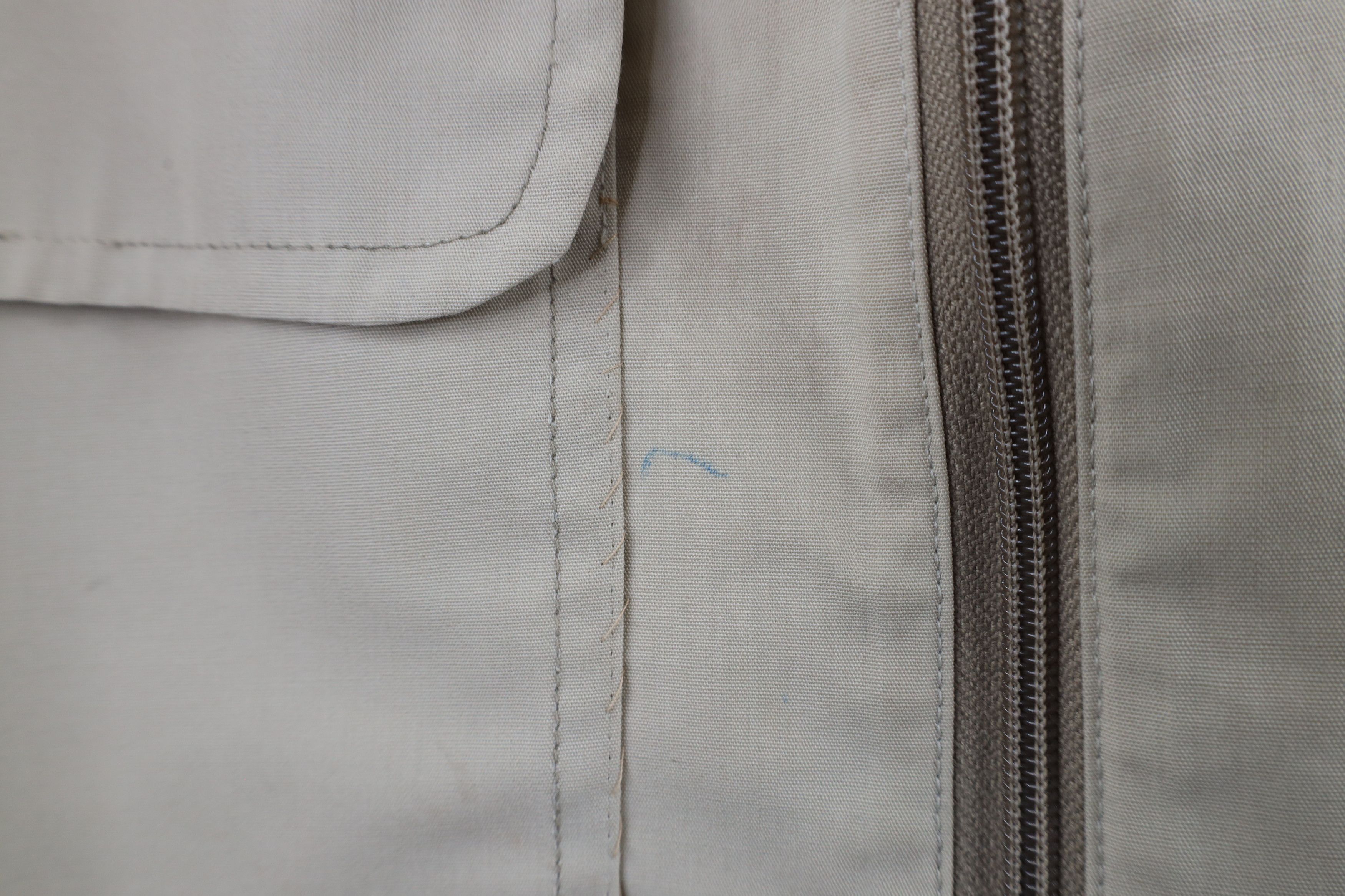 Vintage Vintage 70s Streetwear Buckle Back Full Zip Jacket Beige USA Size US L / EU 52-54 / 3 - 15 Thumbnail