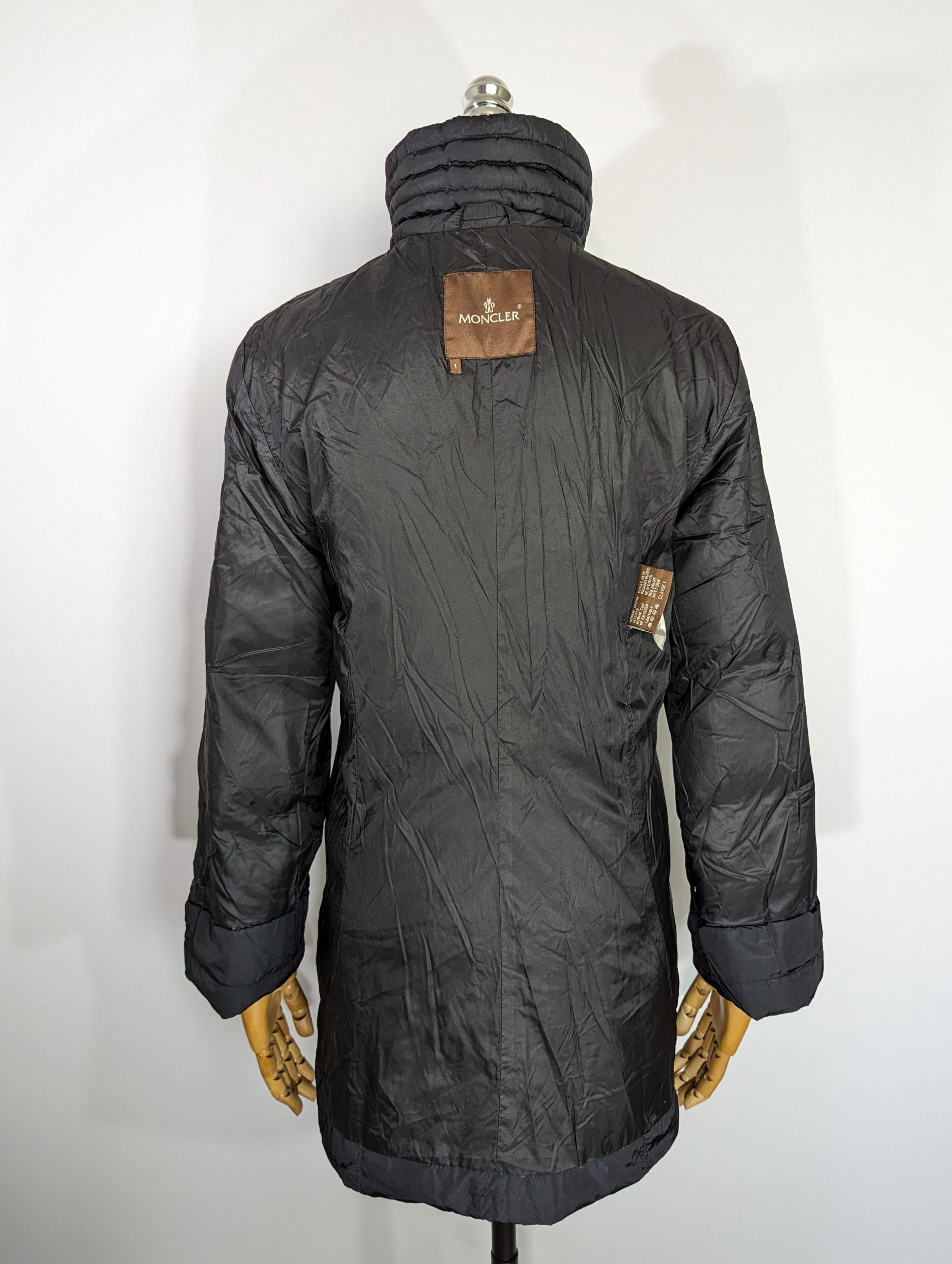 Moncler Vintage Moncler Women Down Long Jacket 1 XS - S Luxury Brand Size US S / EU 44-46 / 1 - 11 Thumbnail