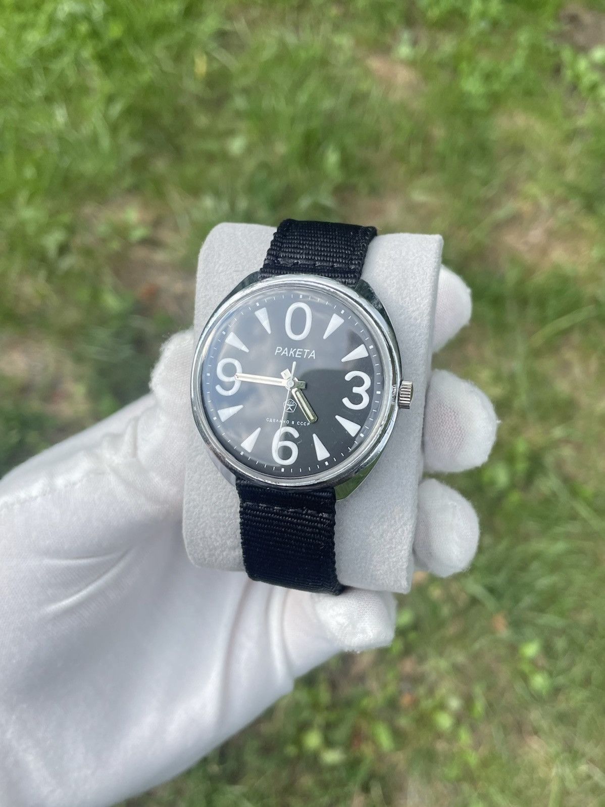 Vintage Vintage Watch Raketa USSR Soviet Mechanical 1980s Size ONE SIZE - 8 Thumbnail