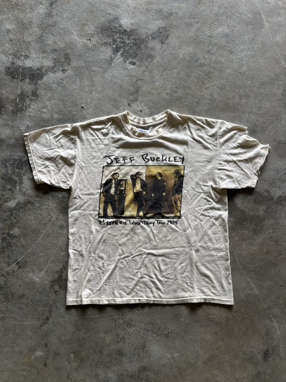 Band Tees rare vintage jeff buckley 1995 tour distressed Size US L / EU 52-54 / 3 - 1 Thumbnail