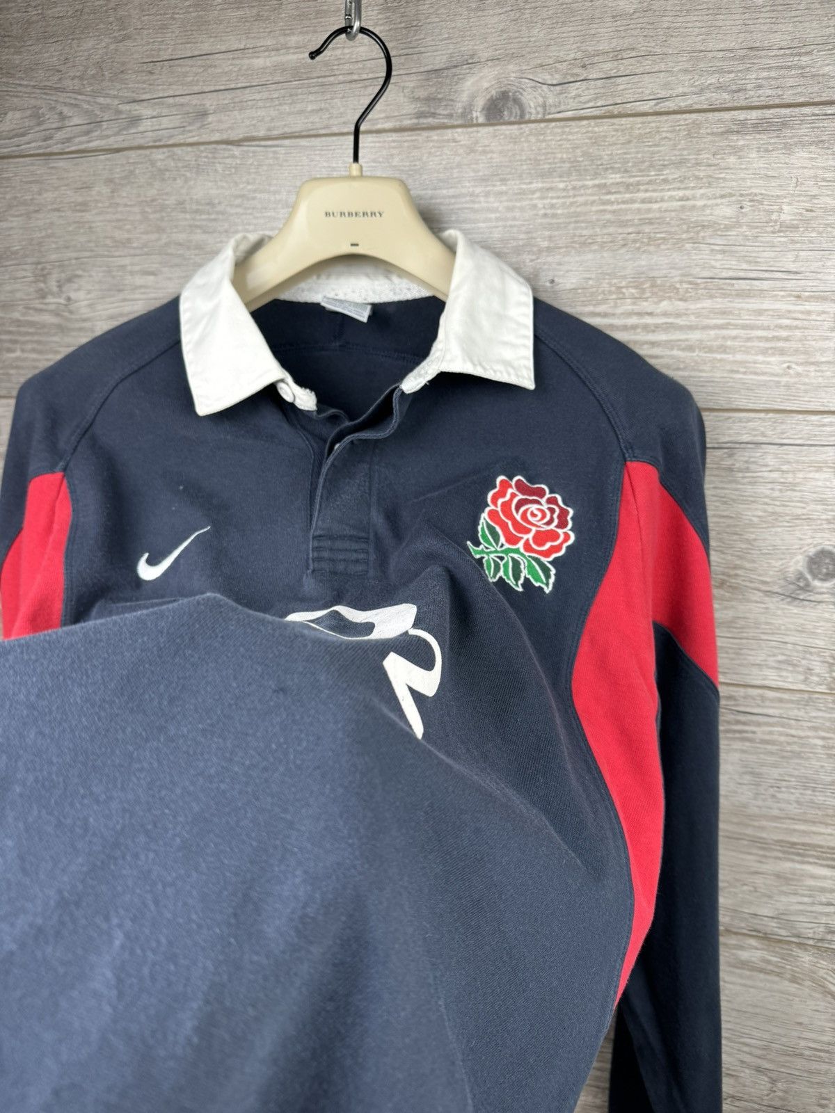 Nike Vintage 2003/2004 England Rugby Shirt Nike mens size XL Y2K Size US XL / EU 56 / 4 - 6 Thumbnail