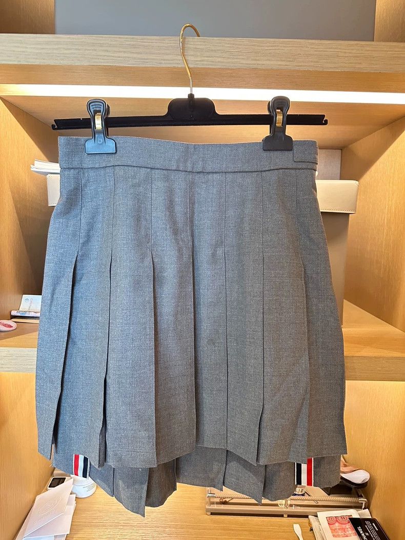 Thom Browne Thom Browne Classic short skirt Size 25" / US 0 / IT 36 - 1 Thumbnail