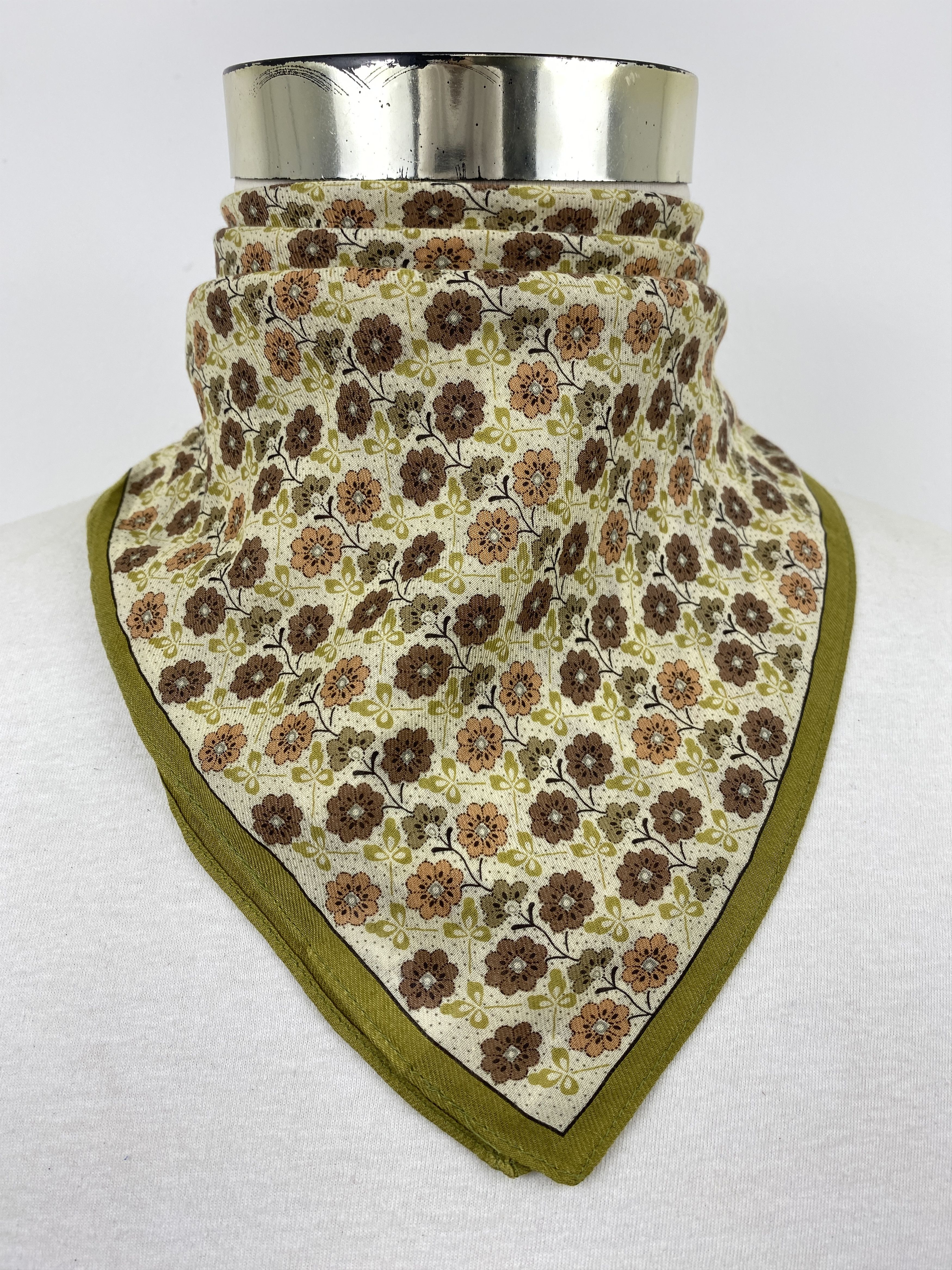 Liberty Liberty Floral Handkerchief / Bandana / Neckerchief HKC0738 Size ONE SIZE - 2 Thumbnail