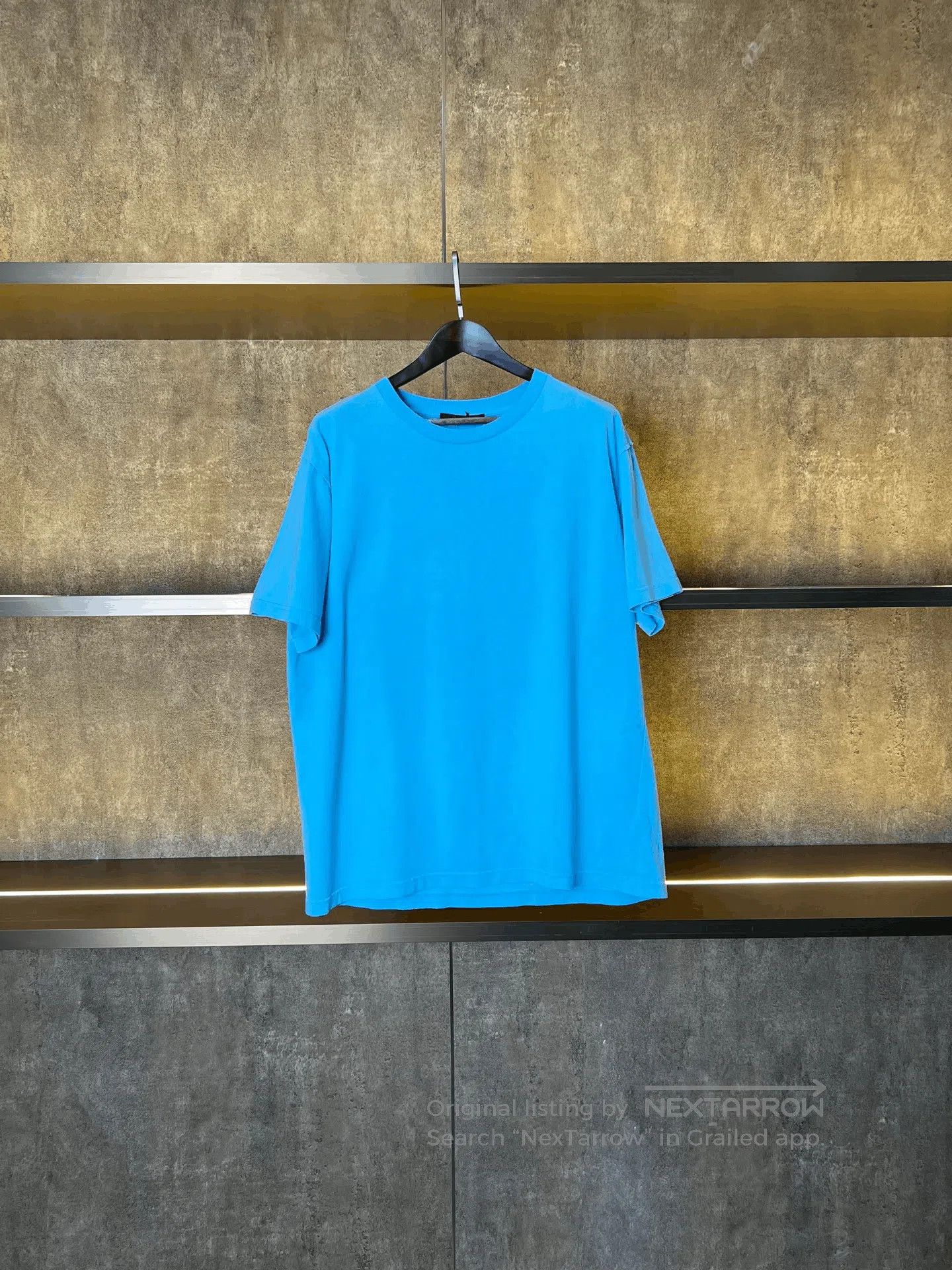 Louis Vuitton LV Blue Short-Sleeve Top. Size US XL / EU 56 / 4 - 1 Thumbnail
