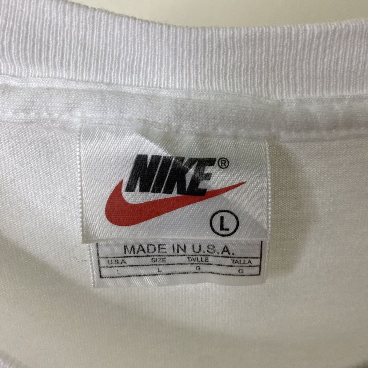 Nike 1990s Nike Essential Embroidery Small Swoosh T Shirt Size US XL / EU 56 / 4 - 3 Thumbnail