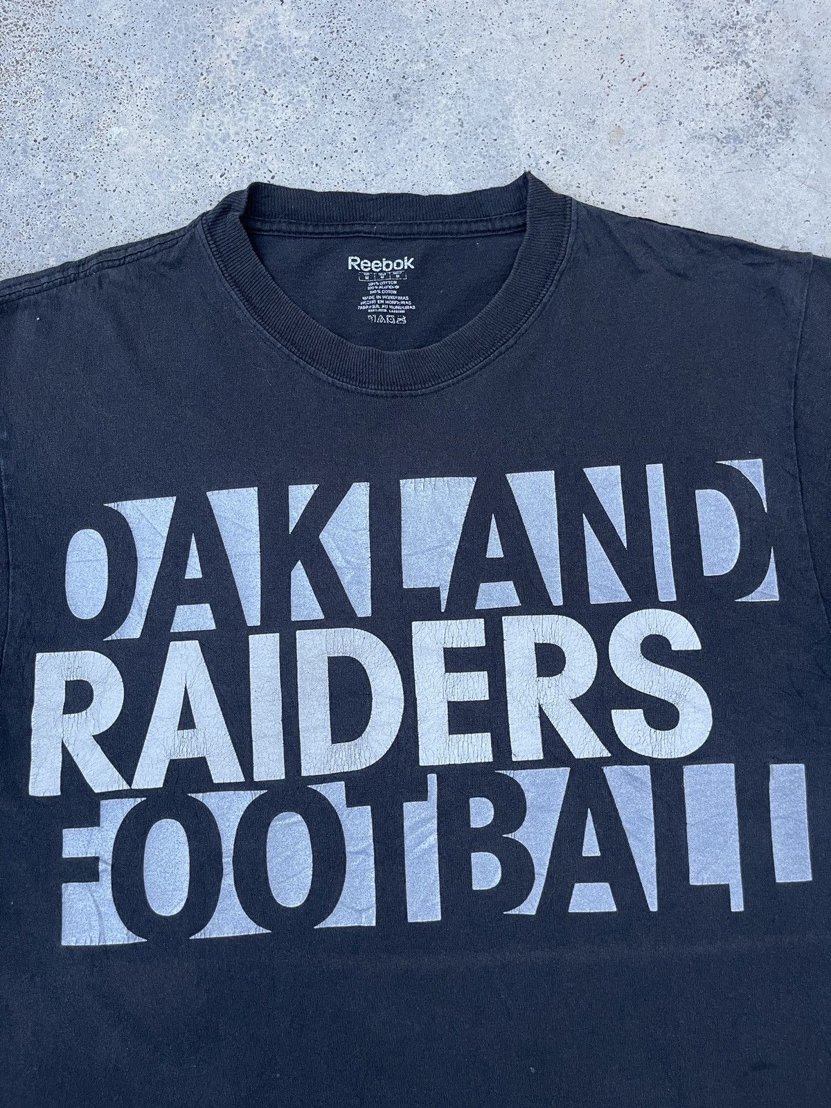 NFL × Vintage Oakland Raiders Football T-shirt Streetwear Style Size US M / EU 48-50 / 2 - 6 Thumbnail