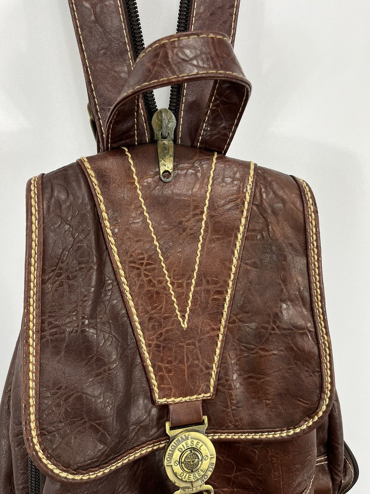 Diesel × Diesel Black Gold Vintage Diesel 90s Leather Backpack Sling Bag 90s Size ONE SIZE - 13 Thumbnail