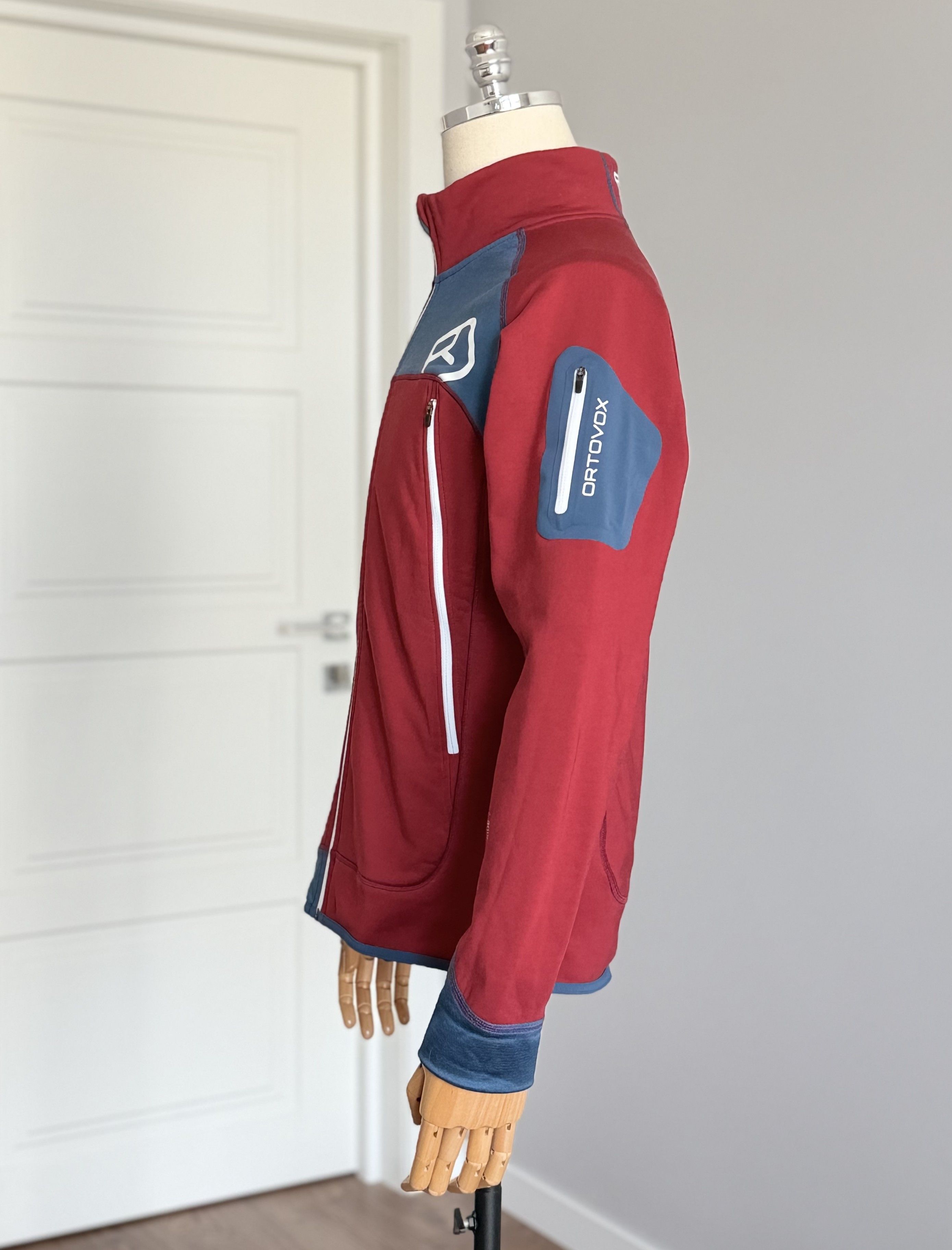 ORTOVOX ORTOVOX Fleece Plus Jacket Rosso Dark Blood Size M Outdoor Size US M / EU 48-50 / 2 - 5 Thumbnail