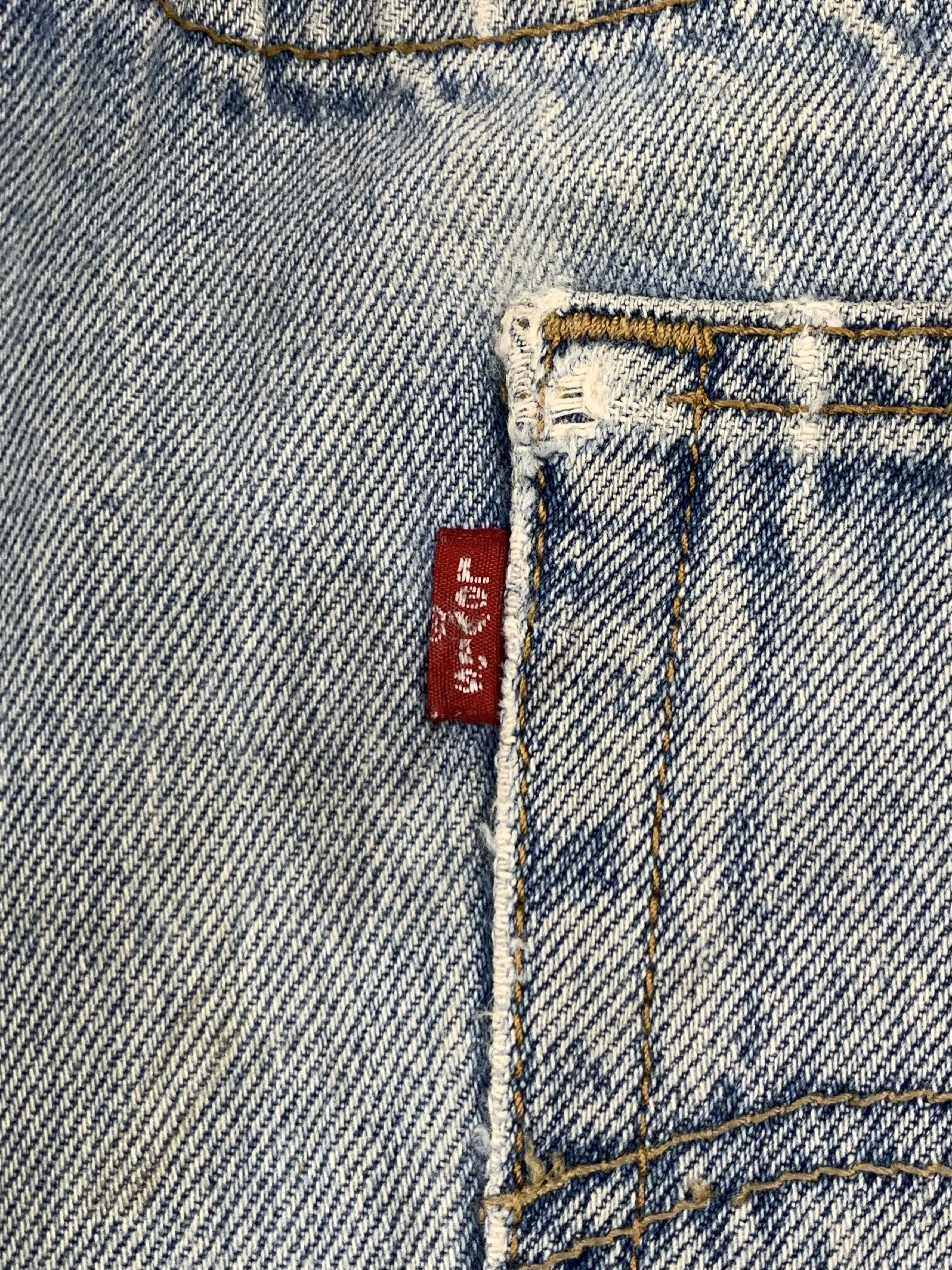 Levi's Vintage Distressed Levis 501 Faded Blue Jeans DP2148 Size US 36 / EU 52 - 7 Thumbnail