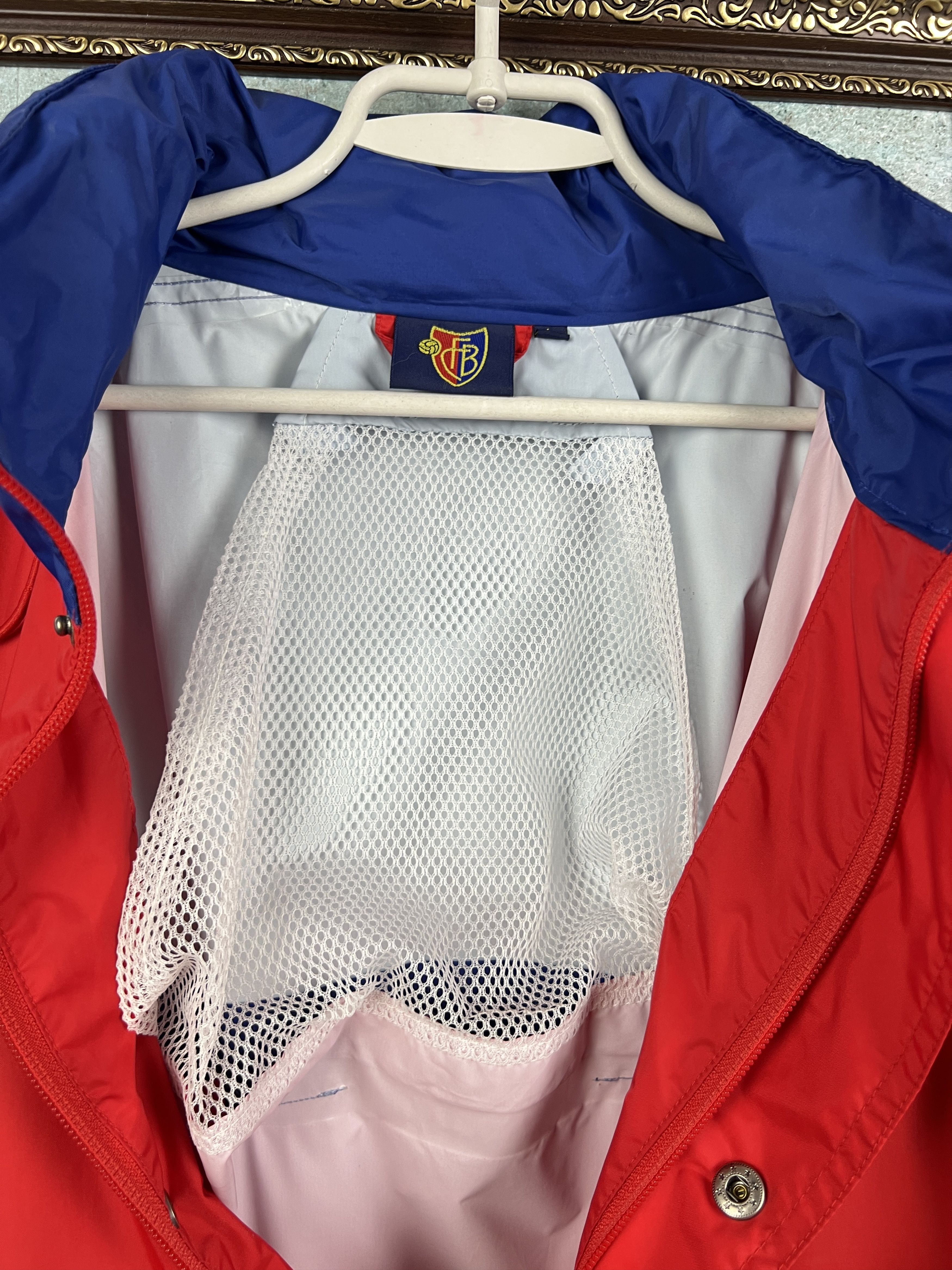 Vintage Basel Football Jacket Soccer Hooded Windbreaker Track Top Size US L / EU 52-54 / 3 - 10 Thumbnail