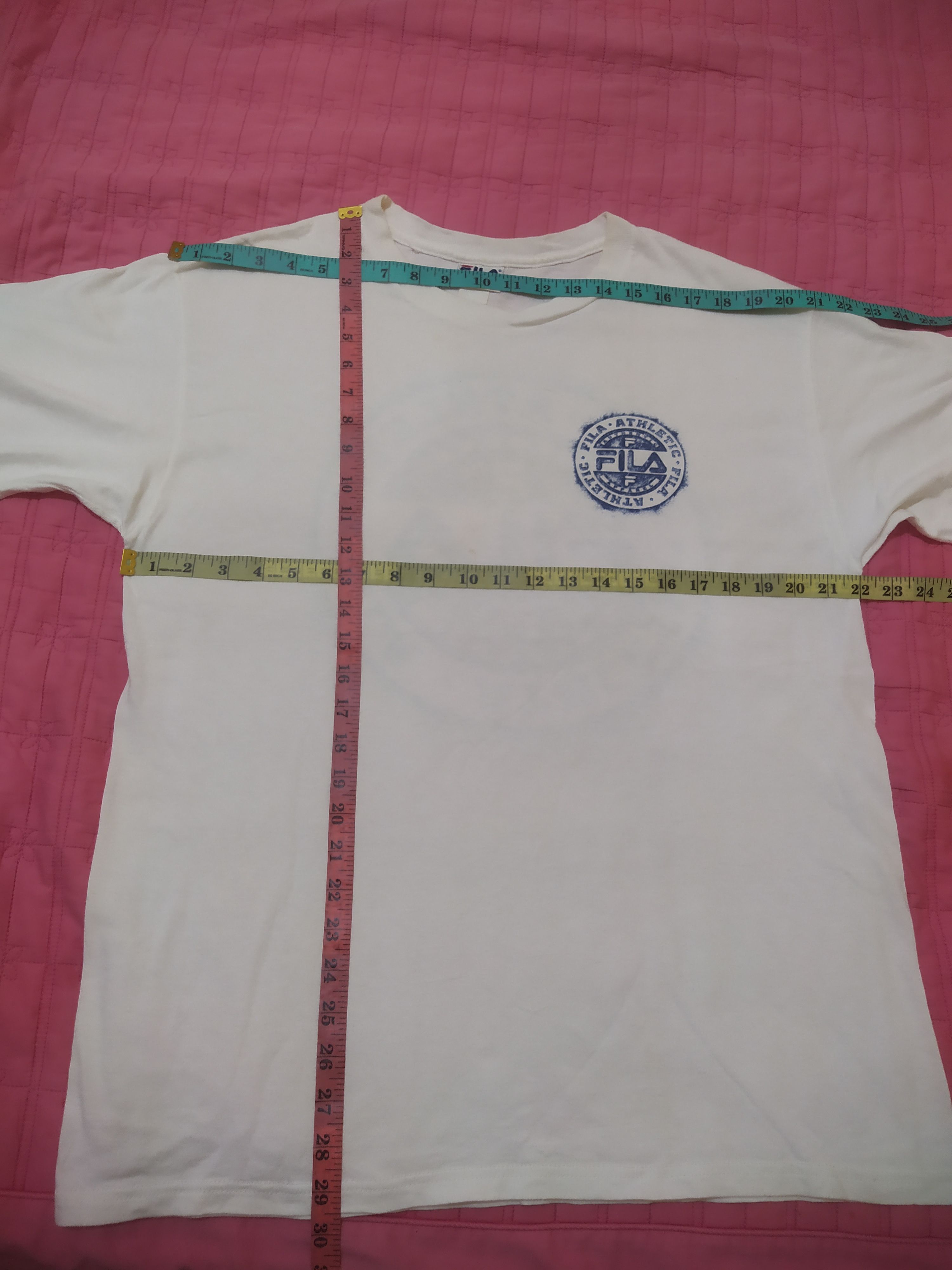 Fila Fila Big Print Backside like new condition Size US M / EU 48-50 / 2 - 8 Thumbnail