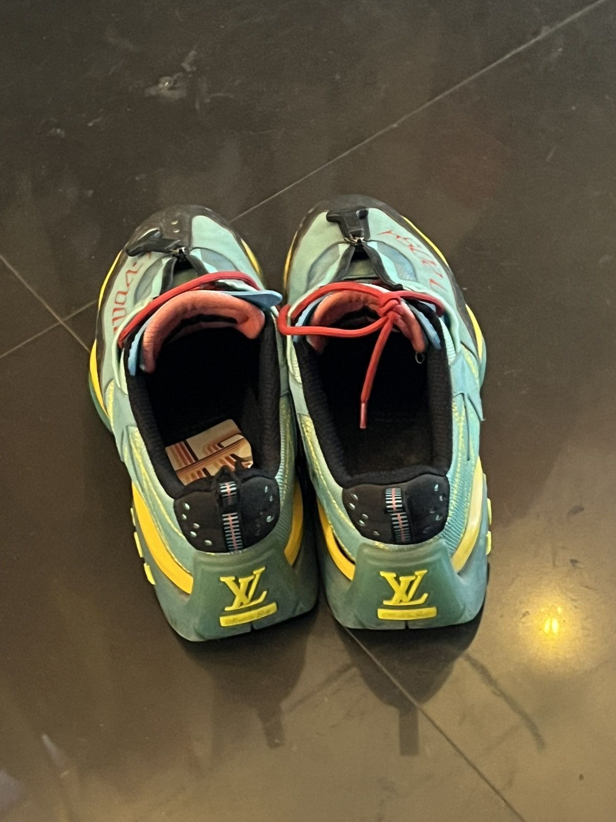 Louis Vuitton Louis vouiton 2054 virgil abloh Size US 11 / EU 44 - 6 Thumbnail