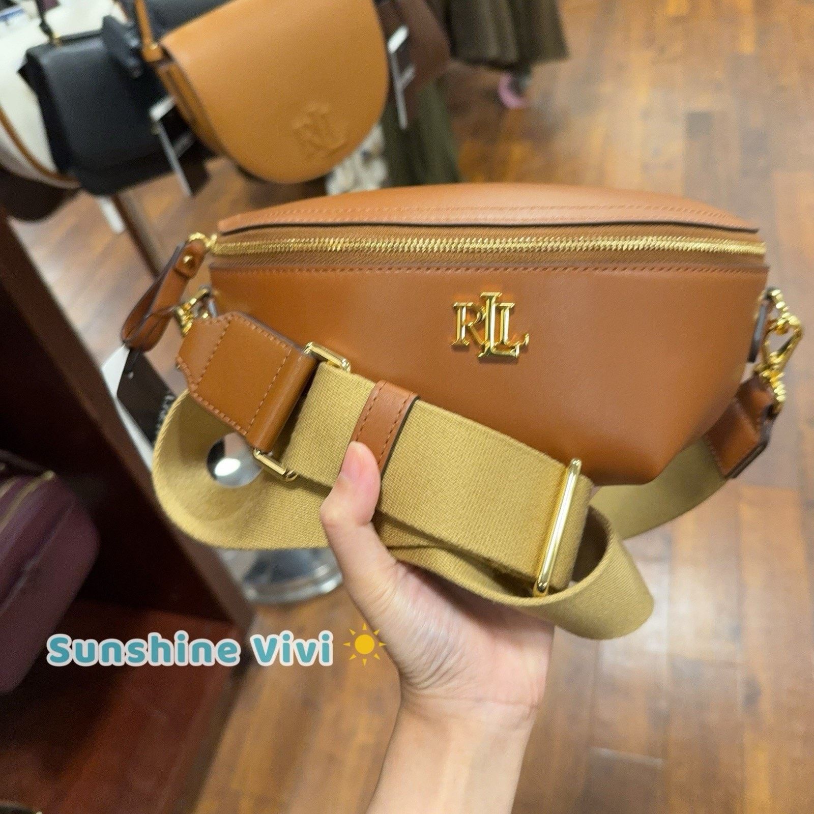 Lauren Ralph Lauren NWT Ralph Lauren Waist/ Shoulder Leather March Belt Bag Tan Size ONE SIZE - 5 Thumbnail