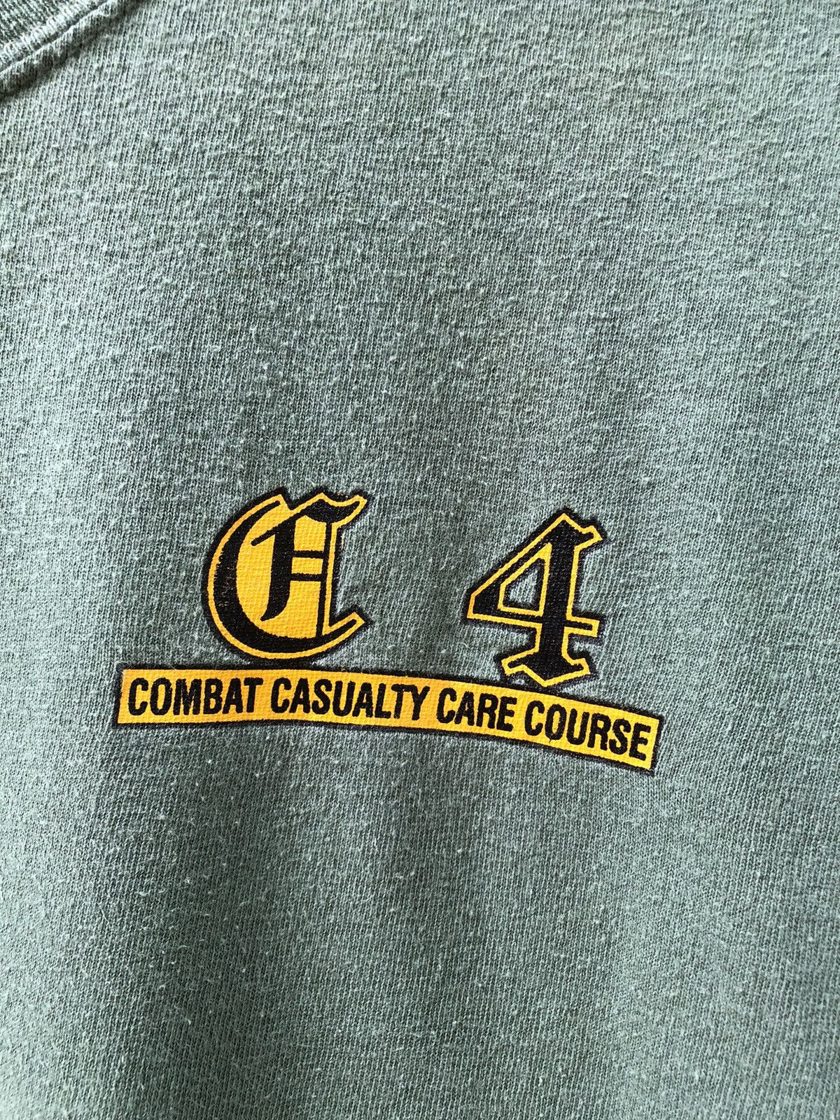 Japanese Brand Vintage Y2K C4 Combat Casualty Care Course Tee Size US XL / EU 56 / 4 - 12 Thumbnail
