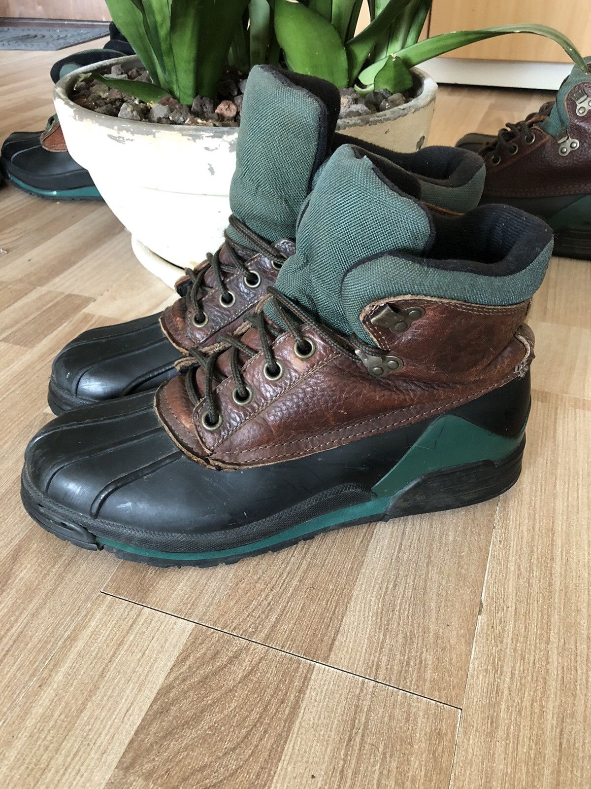 Eddie Bauer Mens 10M Duck Boots Brown Leather Rain Snow