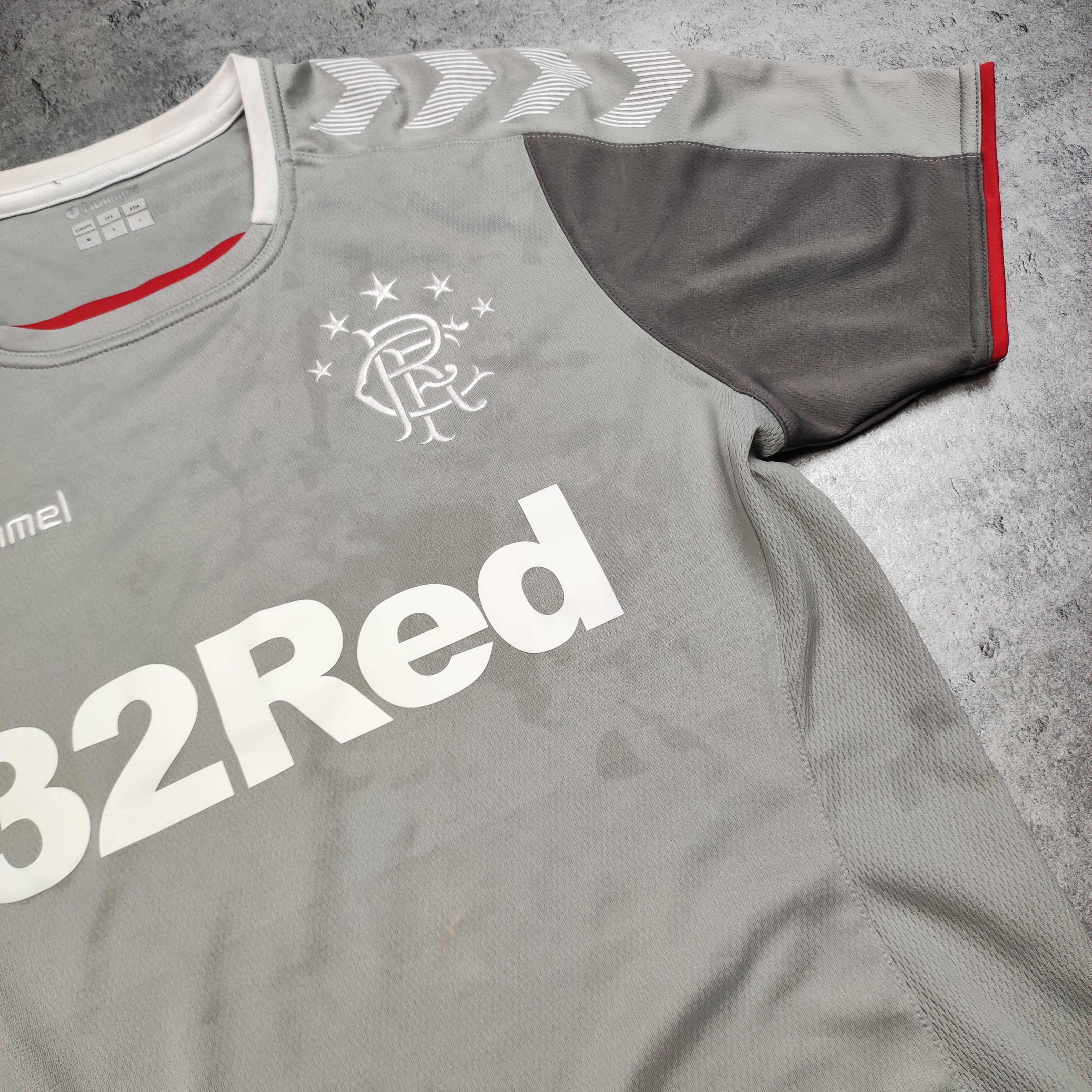 Vintage RARE Glasgow Rangers Scotland Hummel Training Jersey Size US M / EU 48-50 / 2 - 5 Thumbnail
