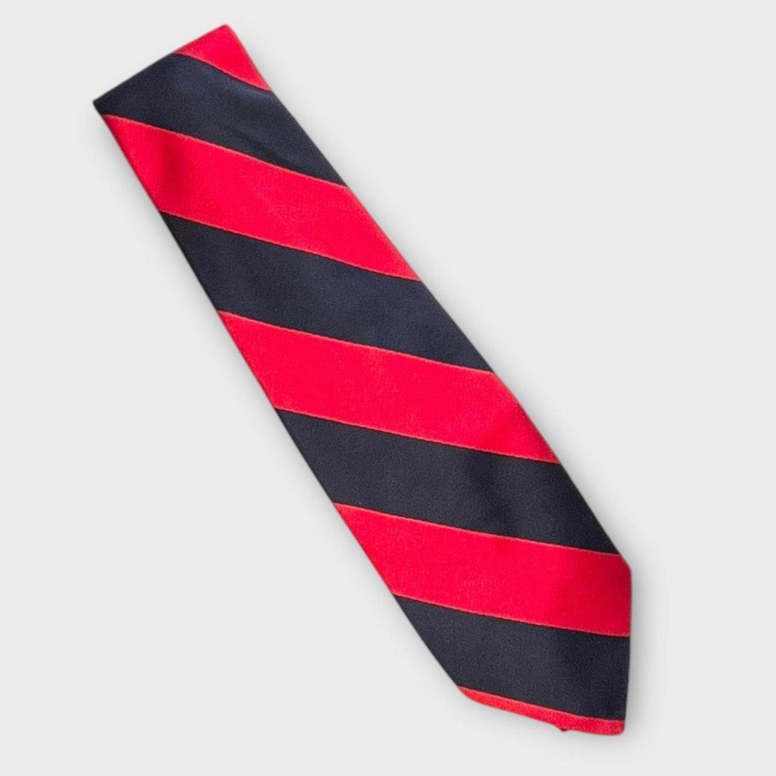 Givenchy GIVENCHY Vintage navy & red diagonal stripe tie preppy Size ONE SIZE - 1 Thumbnail