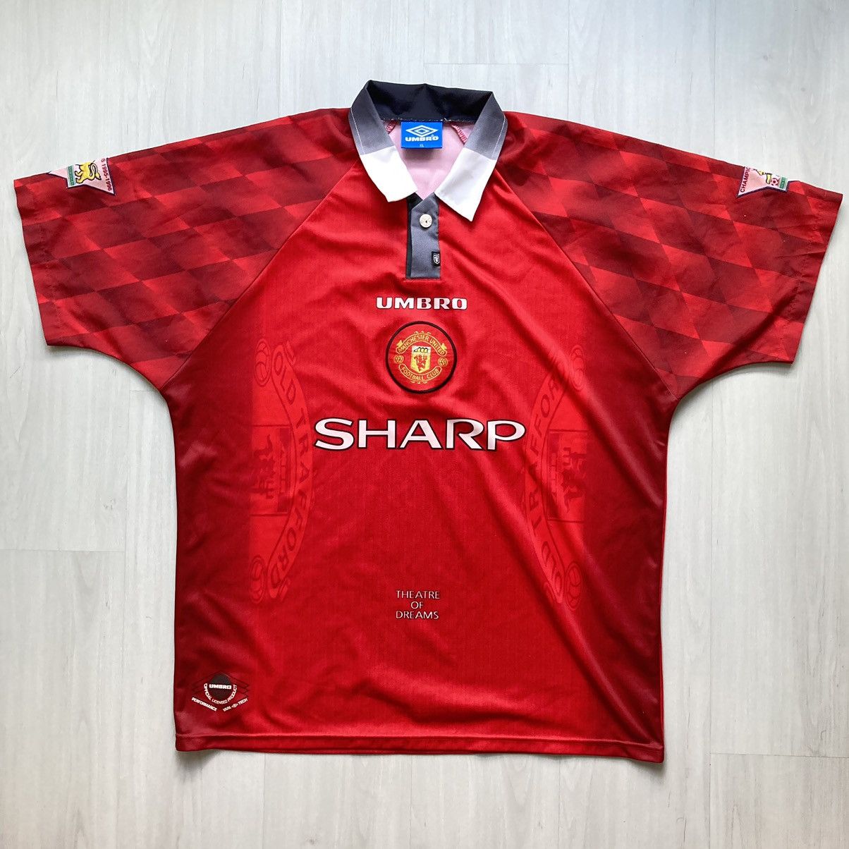 image of Vintage Manchester United 1996/97 Home Jersey Cantona 7 in Blue, Men's (Size XL)