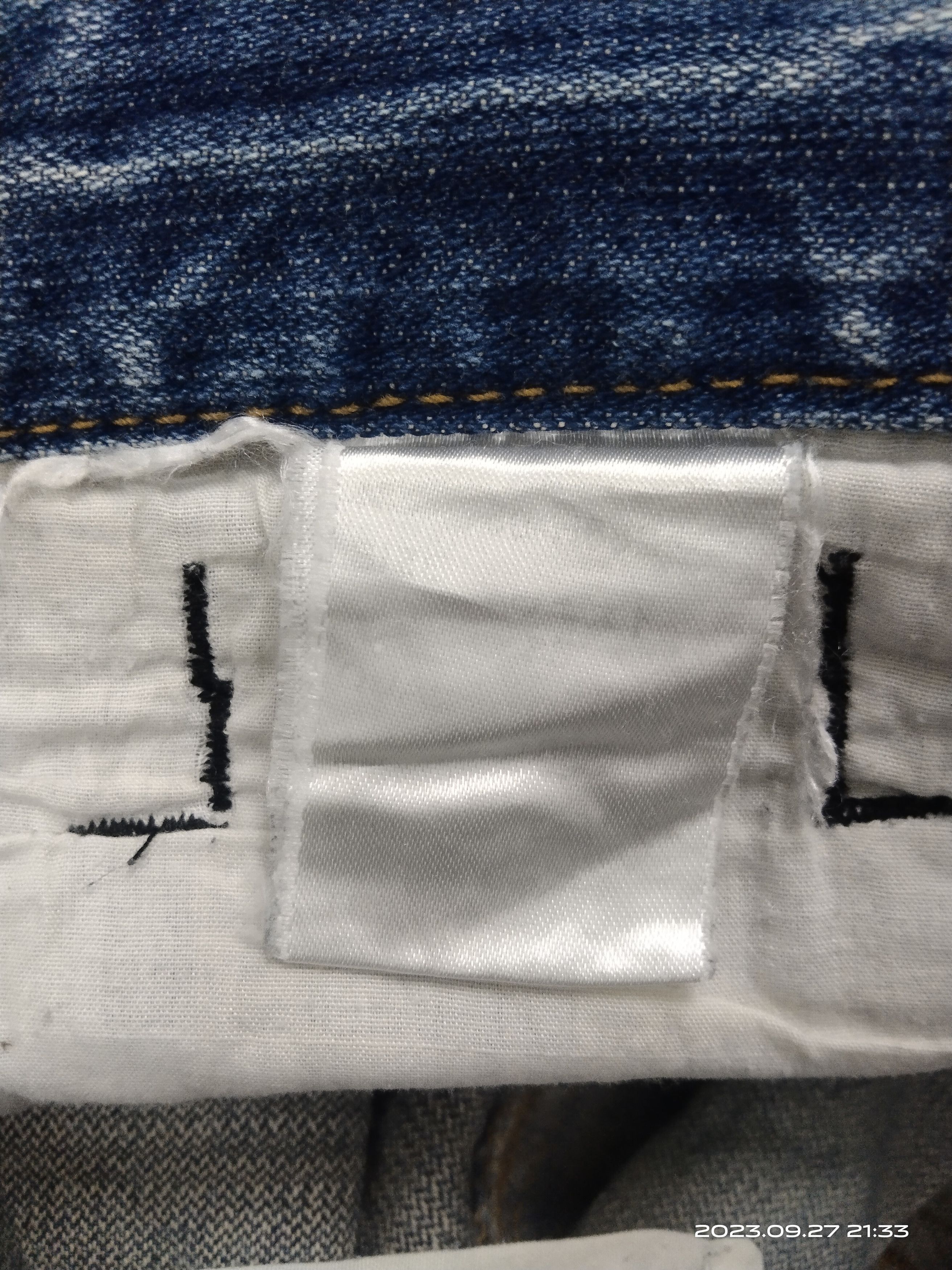 Japanese Brand DiSTRESSED WASHED BLUE LIMITED EDITION RAW B.S Size US 31 - 7 Thumbnail