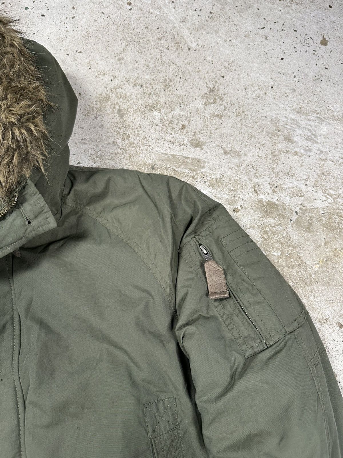 If Six Was Nine × Japanese Brand × Le Grande Bleu (L.G.B.) Vintage Y2K Faux Fur Flyers Khaki Bomber Jacket Size US L / EU 52-54 / 3 - 10 Thumbnail