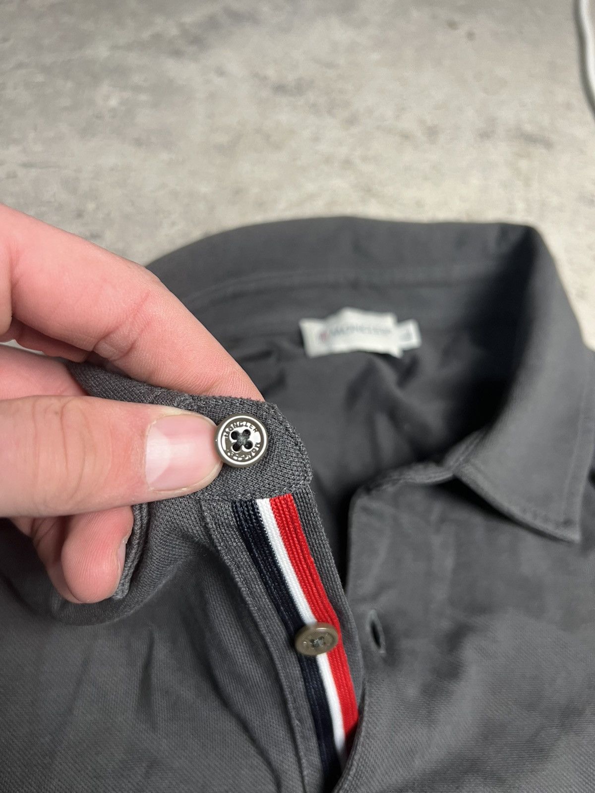 Moncler Moncler polo t shirt Size US L / EU 52-54 / 3 - 4 Thumbnail