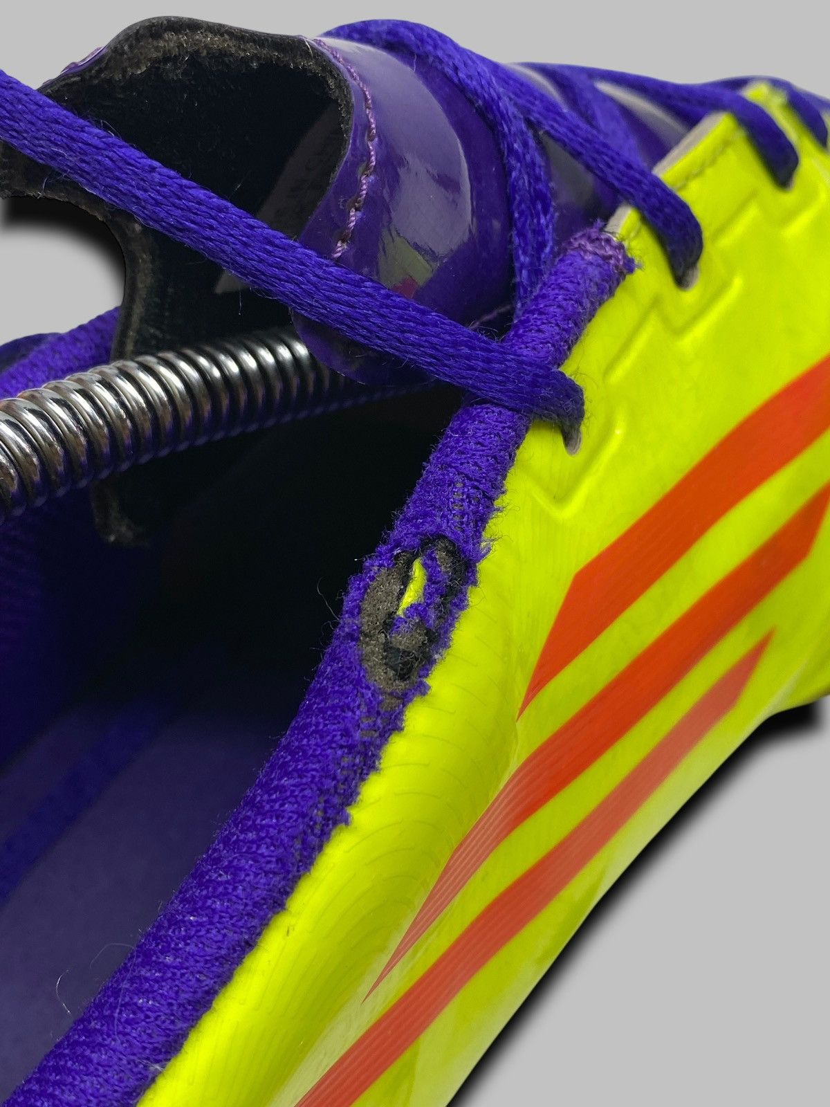 Adidas Mens Boots Adidas F50 F10 Vintage Messi Era 2011 Size US 11.5 / EU 44-45 - 16 Thumbnail