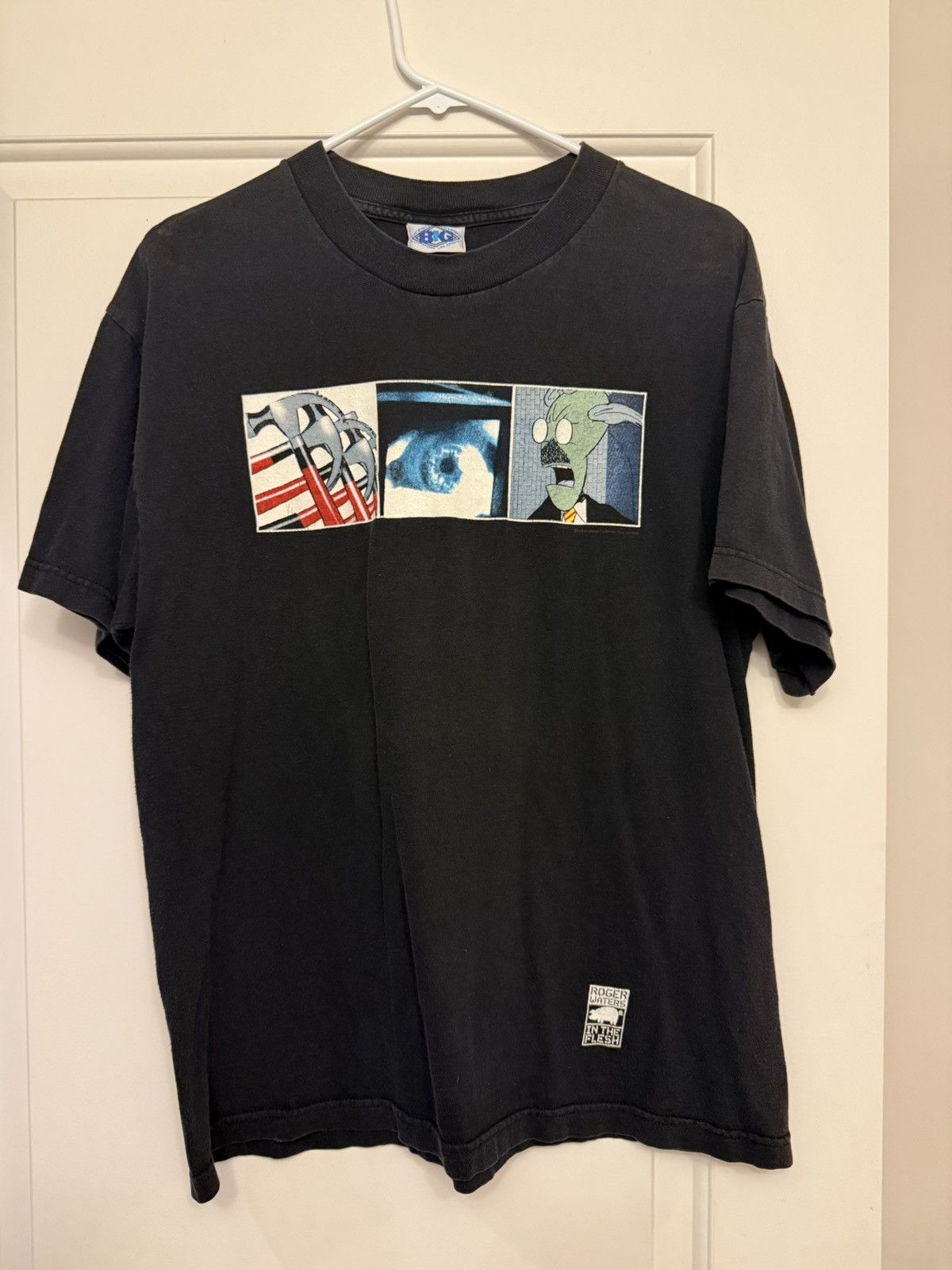 Vintage Rare Vintage Pink floyd tour shirt Size US L / EU 52-54 / 3 - 1 Thumbnail