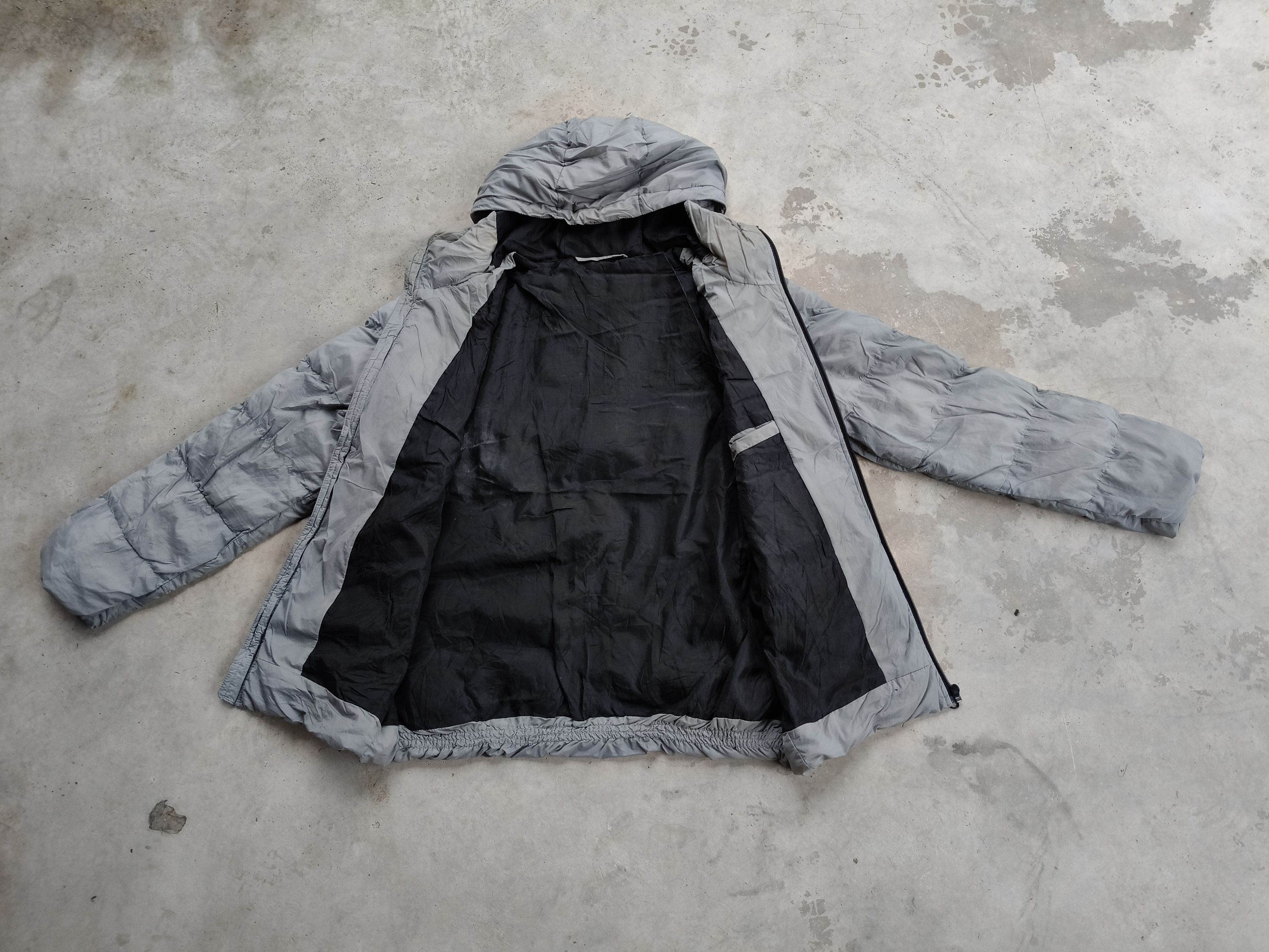 GU Gu Zipper Down Jacket Size US M / EU 48-50 / 2 - 7 Thumbnail