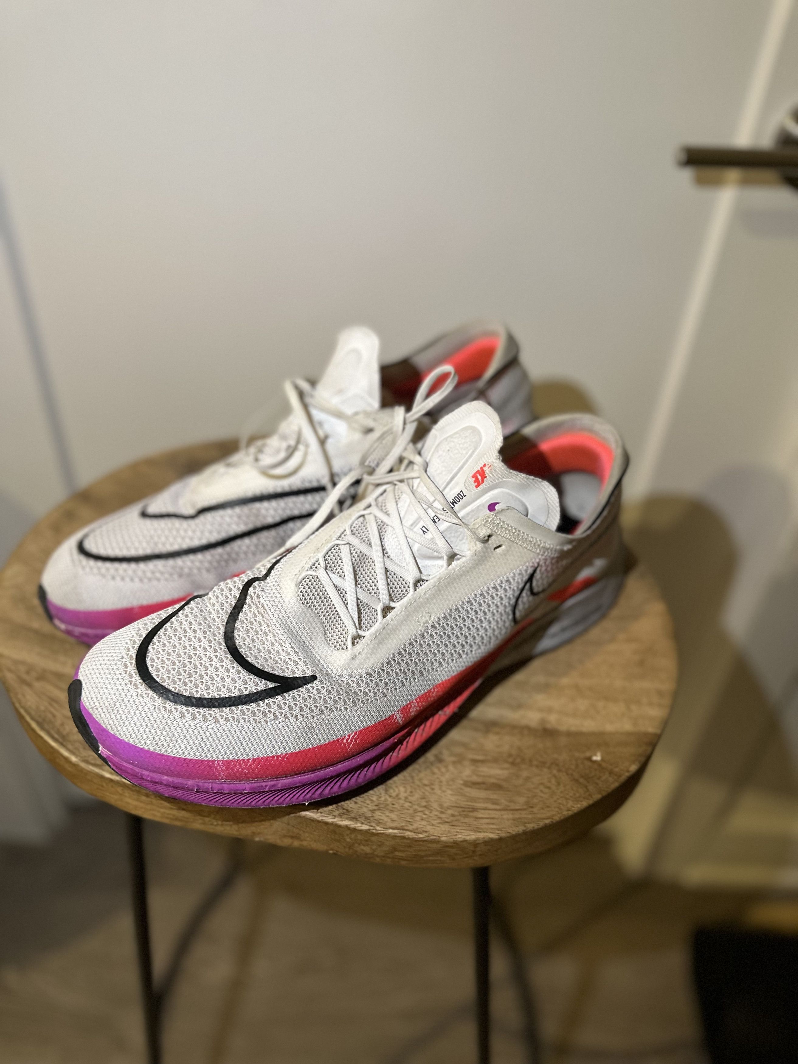 Nike Nike ZoomX StreakFly Size US 11 / EU 44 - 2 Thumbnail