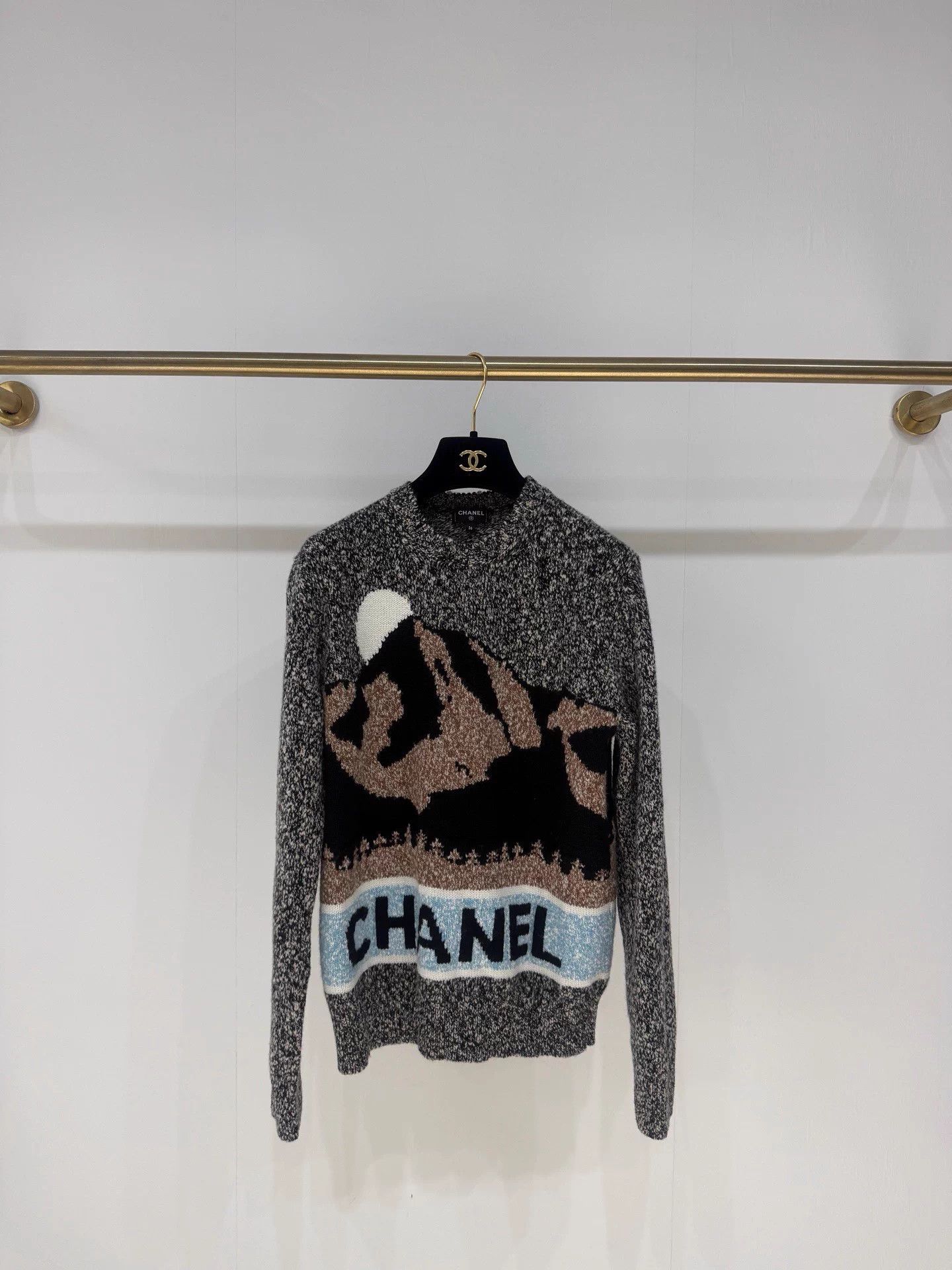 Chanel Chanel Coconeige 24n Ski Cashmere Sweater FR36 New Vibe Size XS / US 0-2 / IT 36-38 - 1 Thumbnail