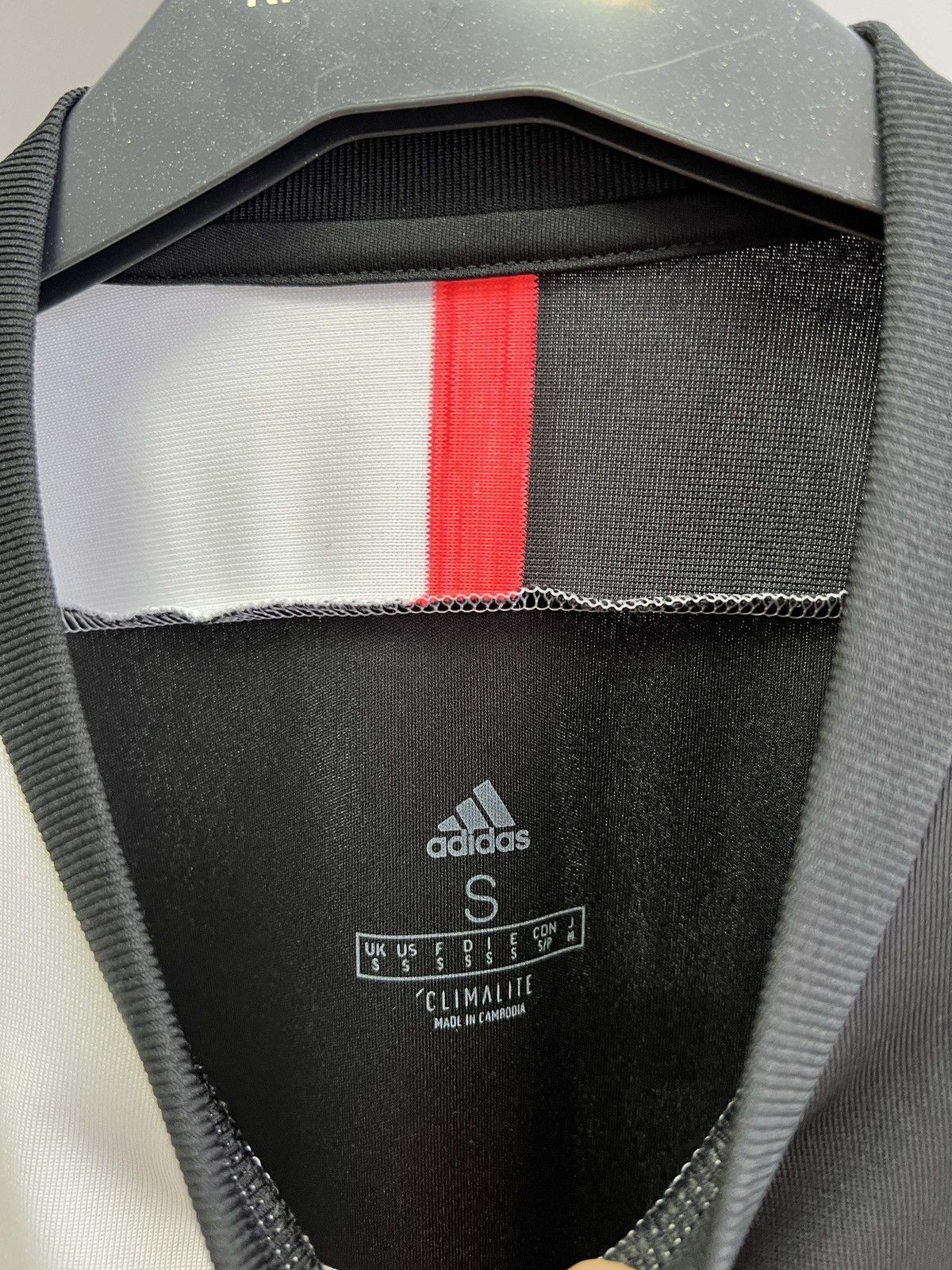 Adidas × Vintage Vintage Juventus 19/20 Home Jersey Size US S / EU 44-46 / 1 - 10 Thumbnail