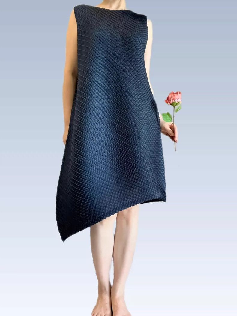 Issey Miyake Issey Miyake Round dress Size L / US 10 / IT 46 - 1 Thumbnail
