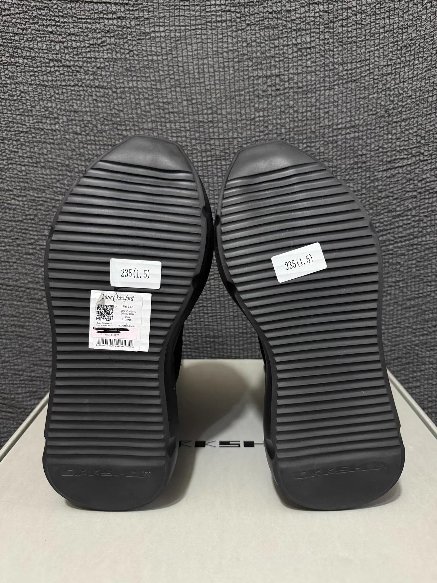 Rick Owens Rick Owens 23FW distressed leather tank sole Chelsea boots. Size US 6 / IT 36 - 4 Thumbnail